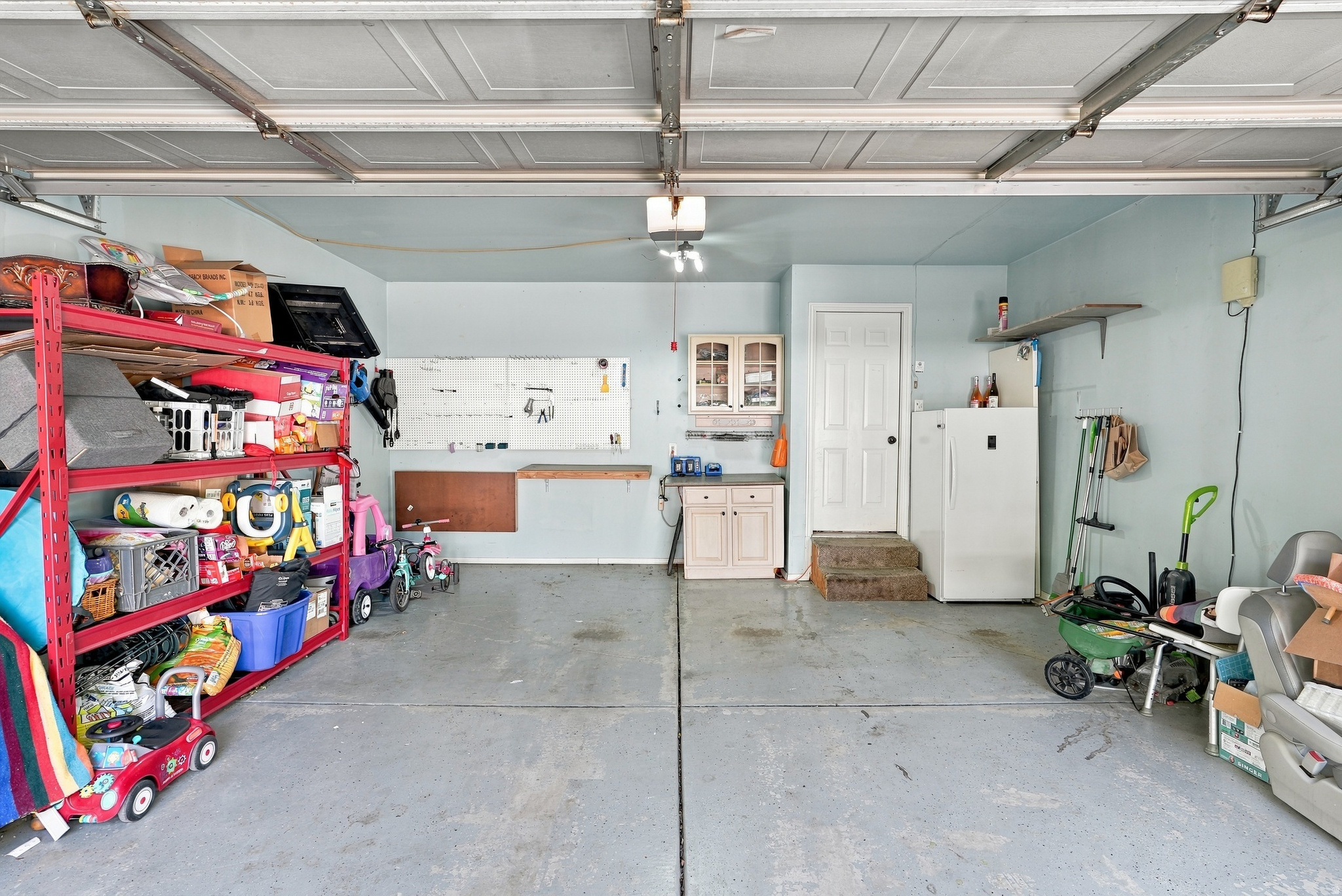 main property photo 14