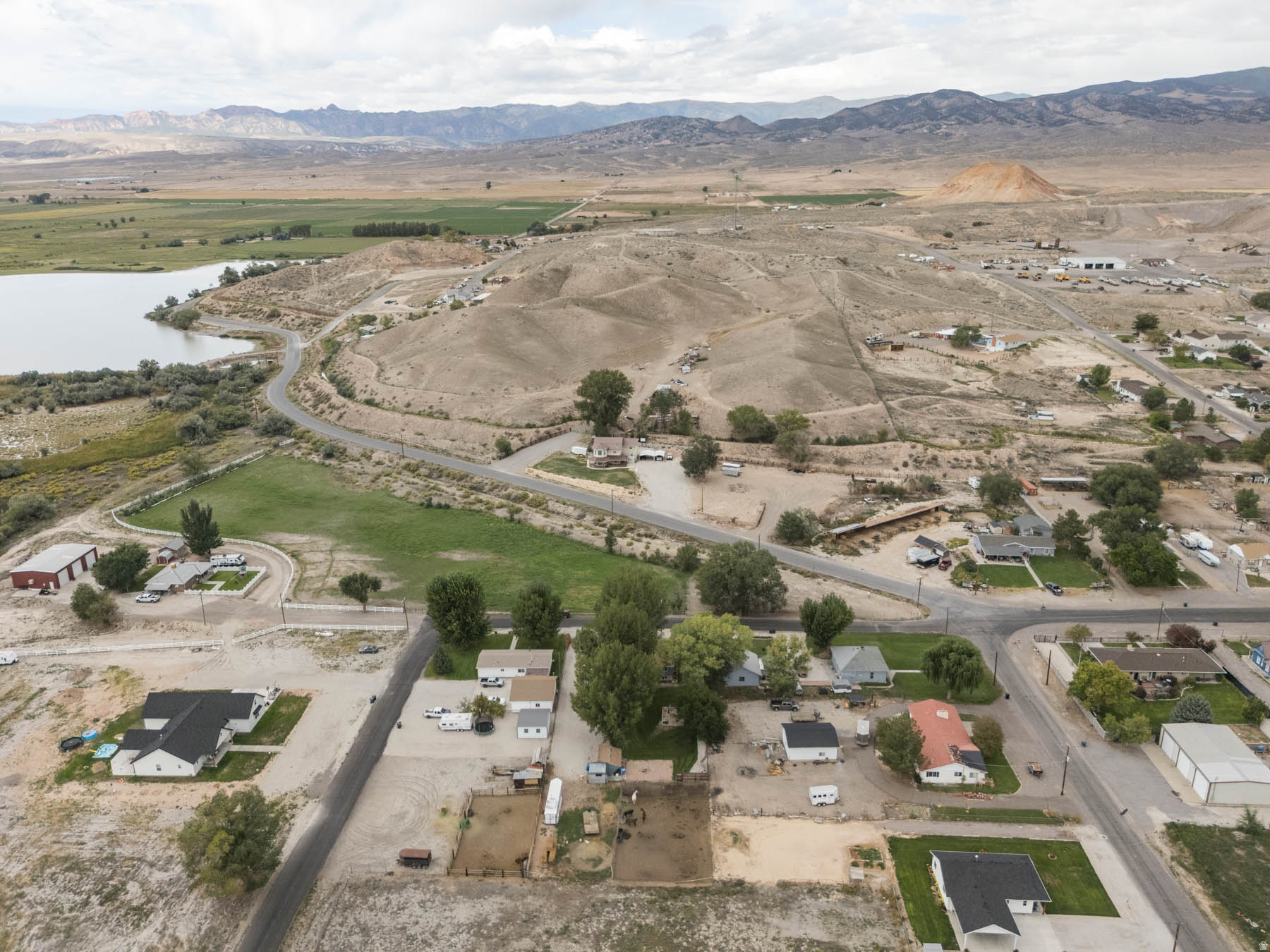 main property photo 51