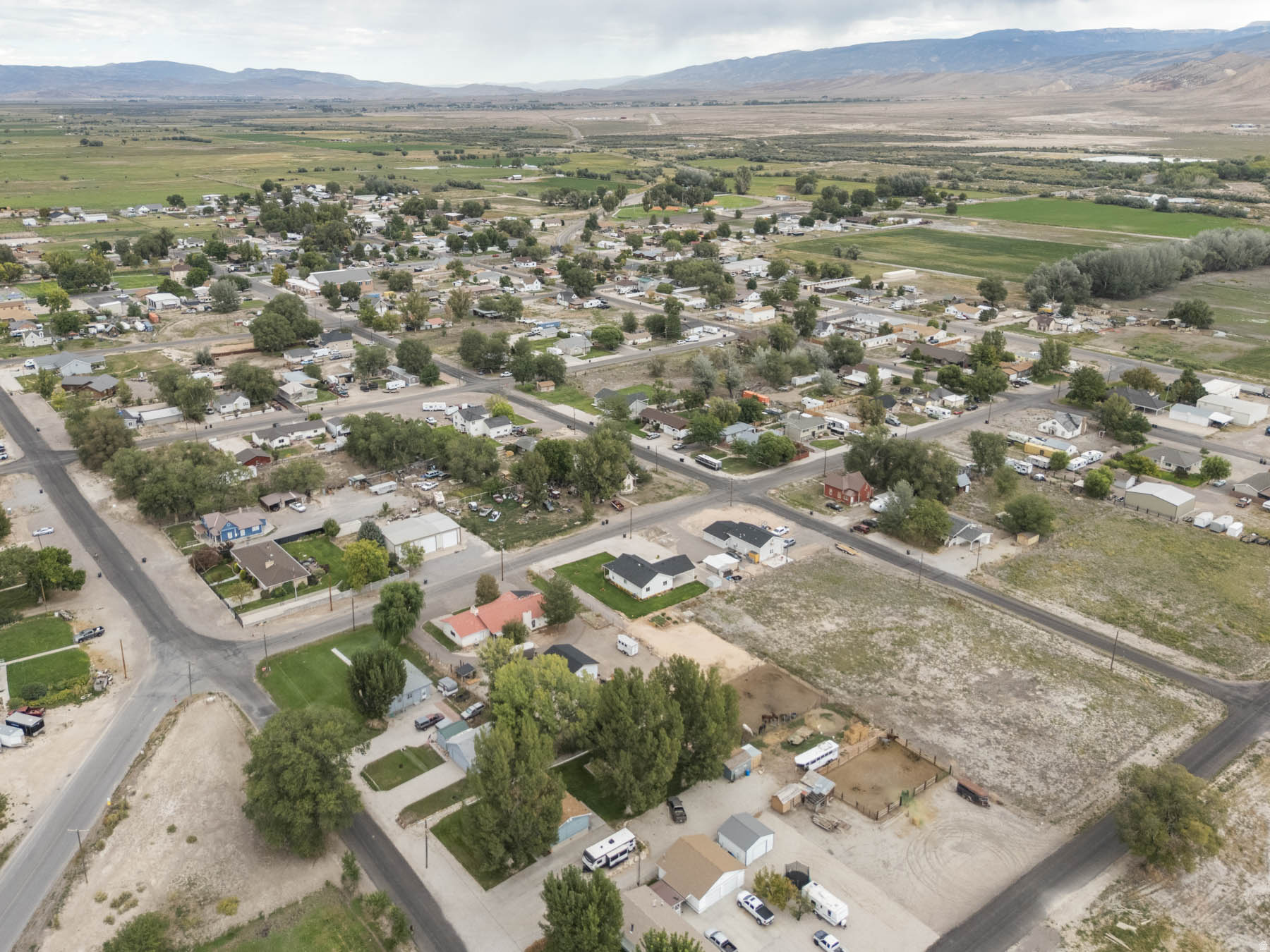 main property photo 53