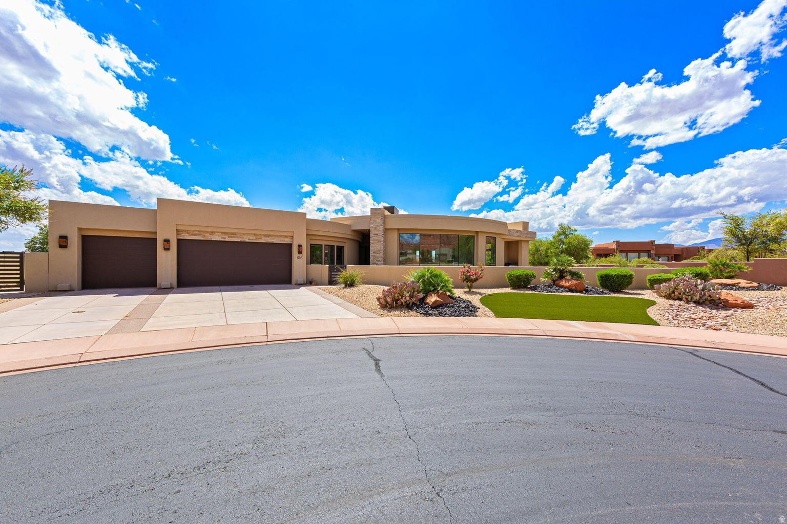 main property photo 0