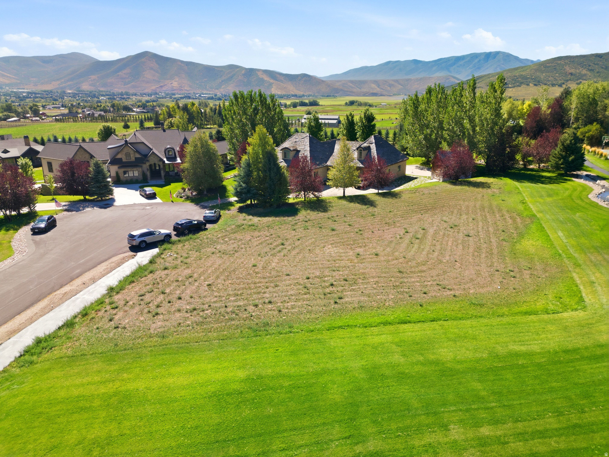 main property photo 3
