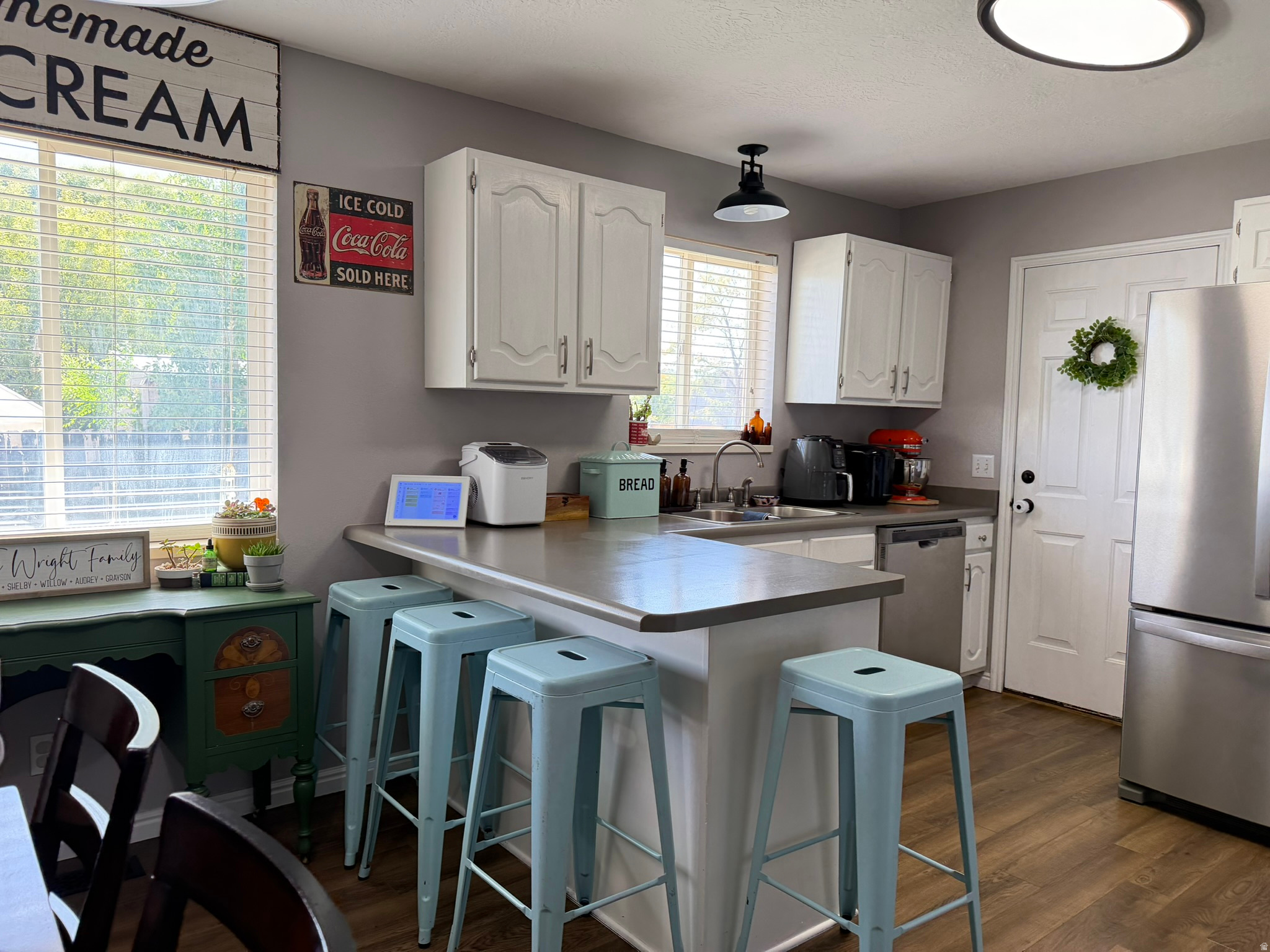 main property photo 7