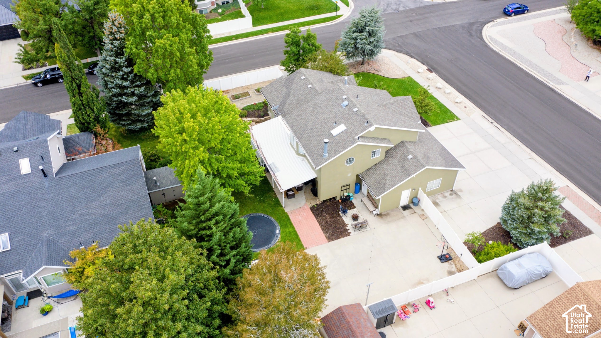 main property photo 42