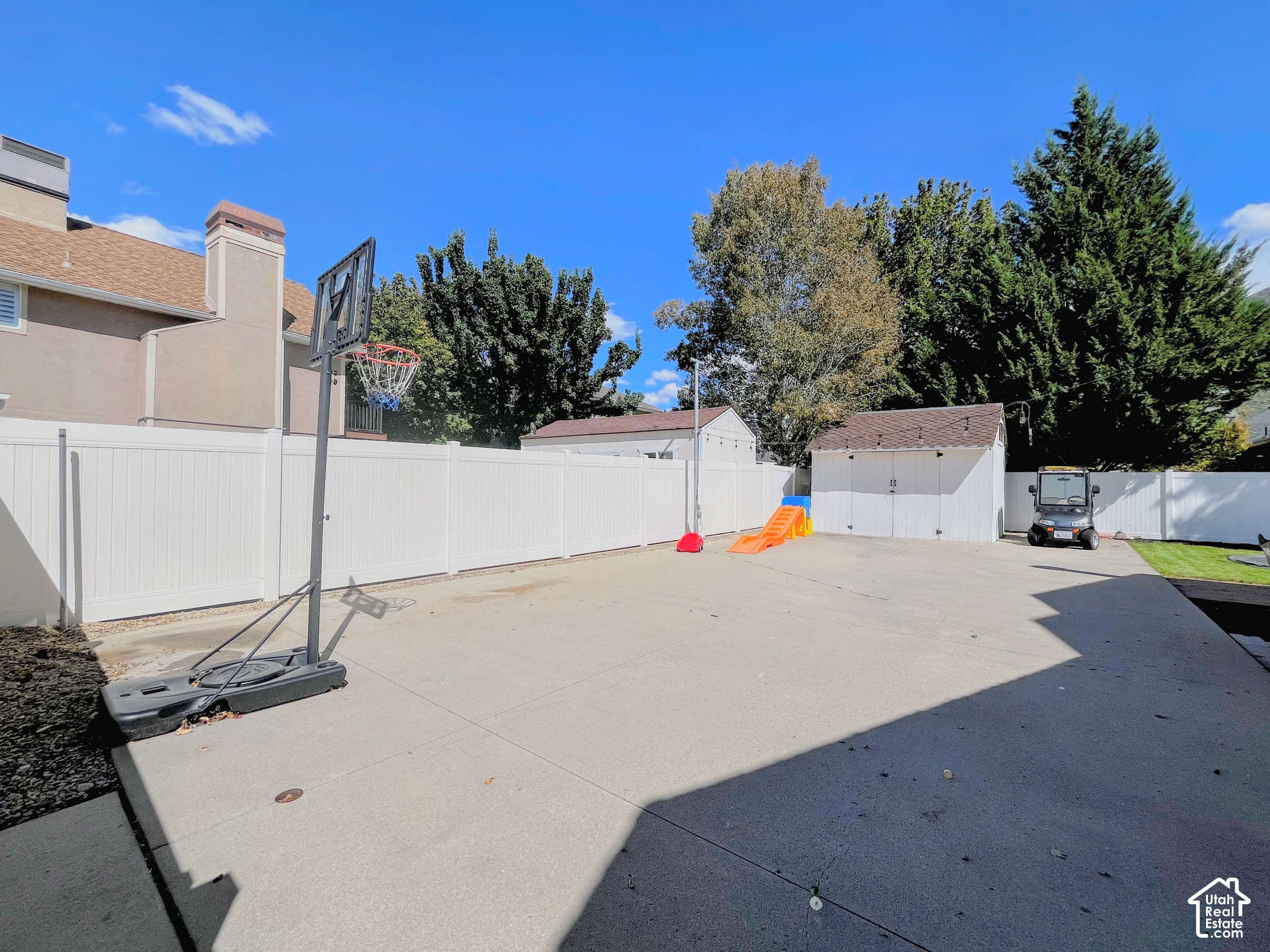 main property photo 44