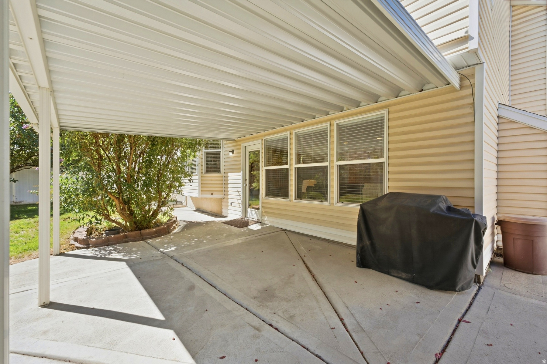 main property photo 52