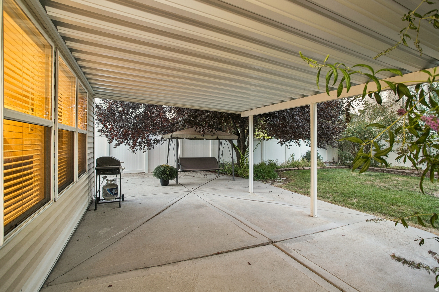 main property photo 58