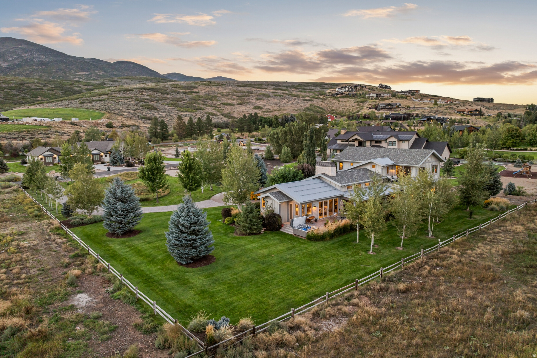 main property photo 19