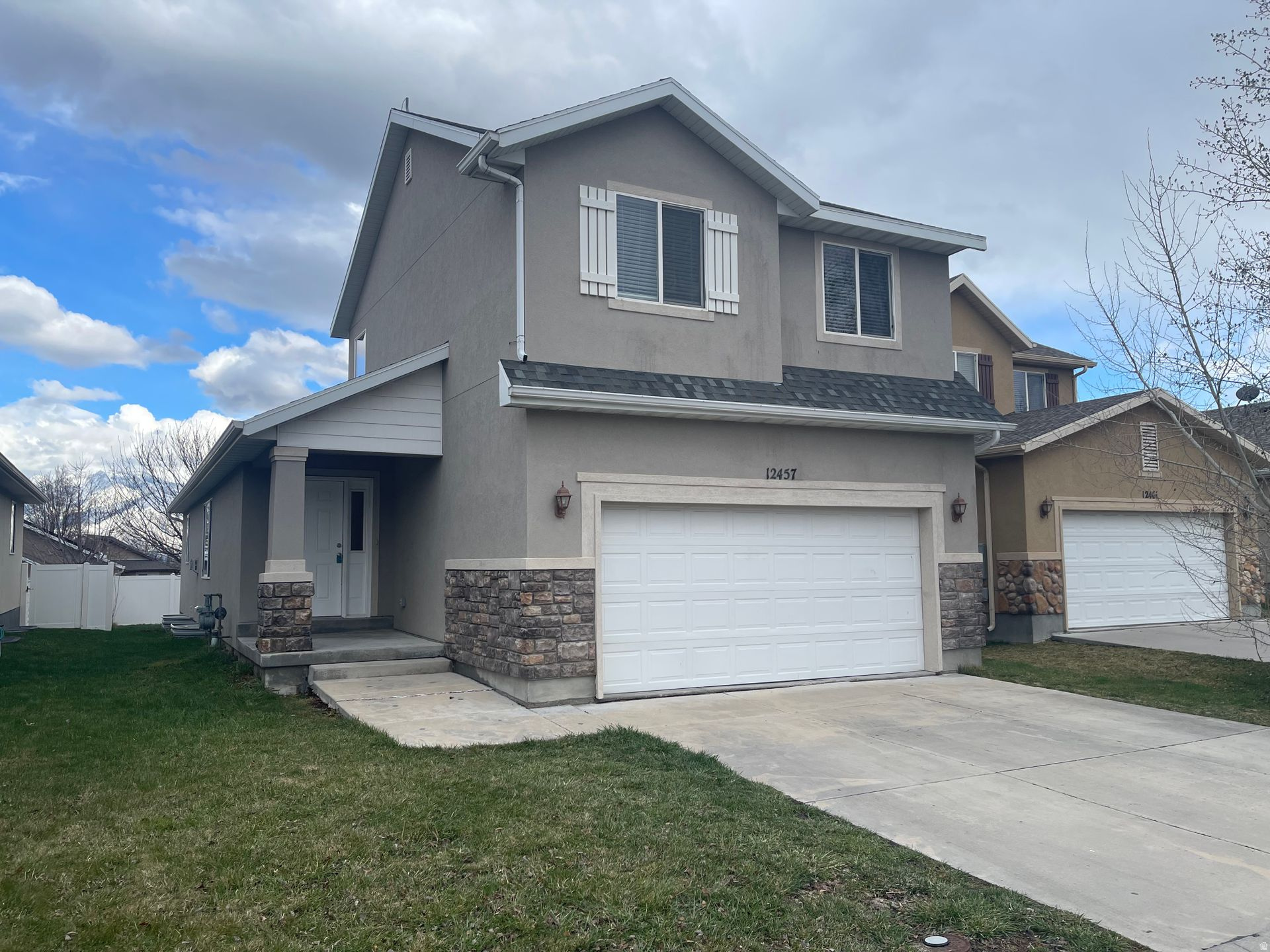 main property photo 0