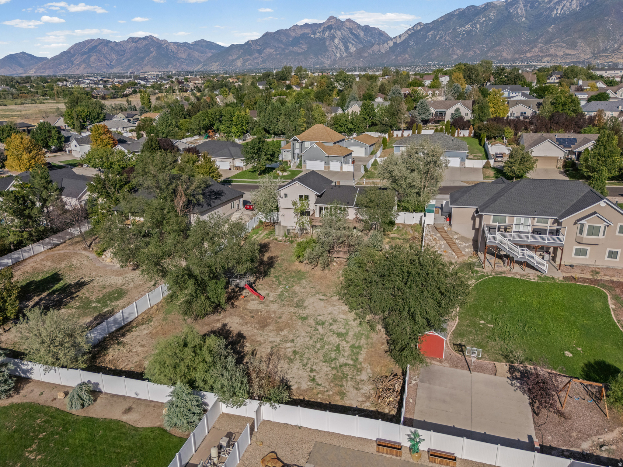 main property photo 42