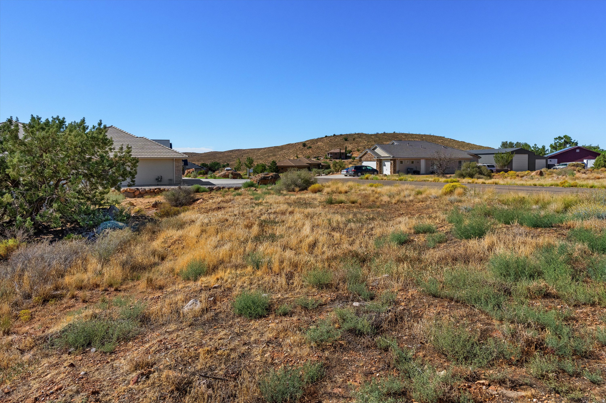 main property photo 9