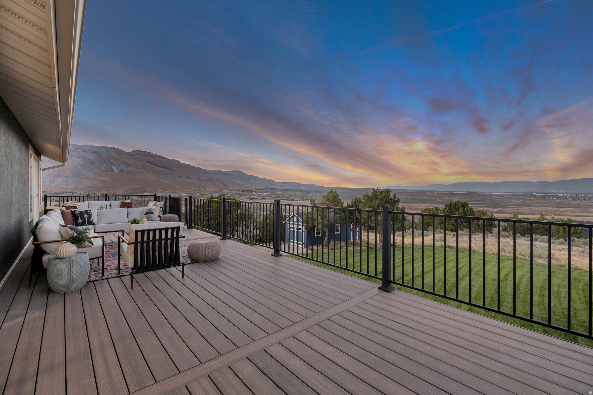 main property photo 67
