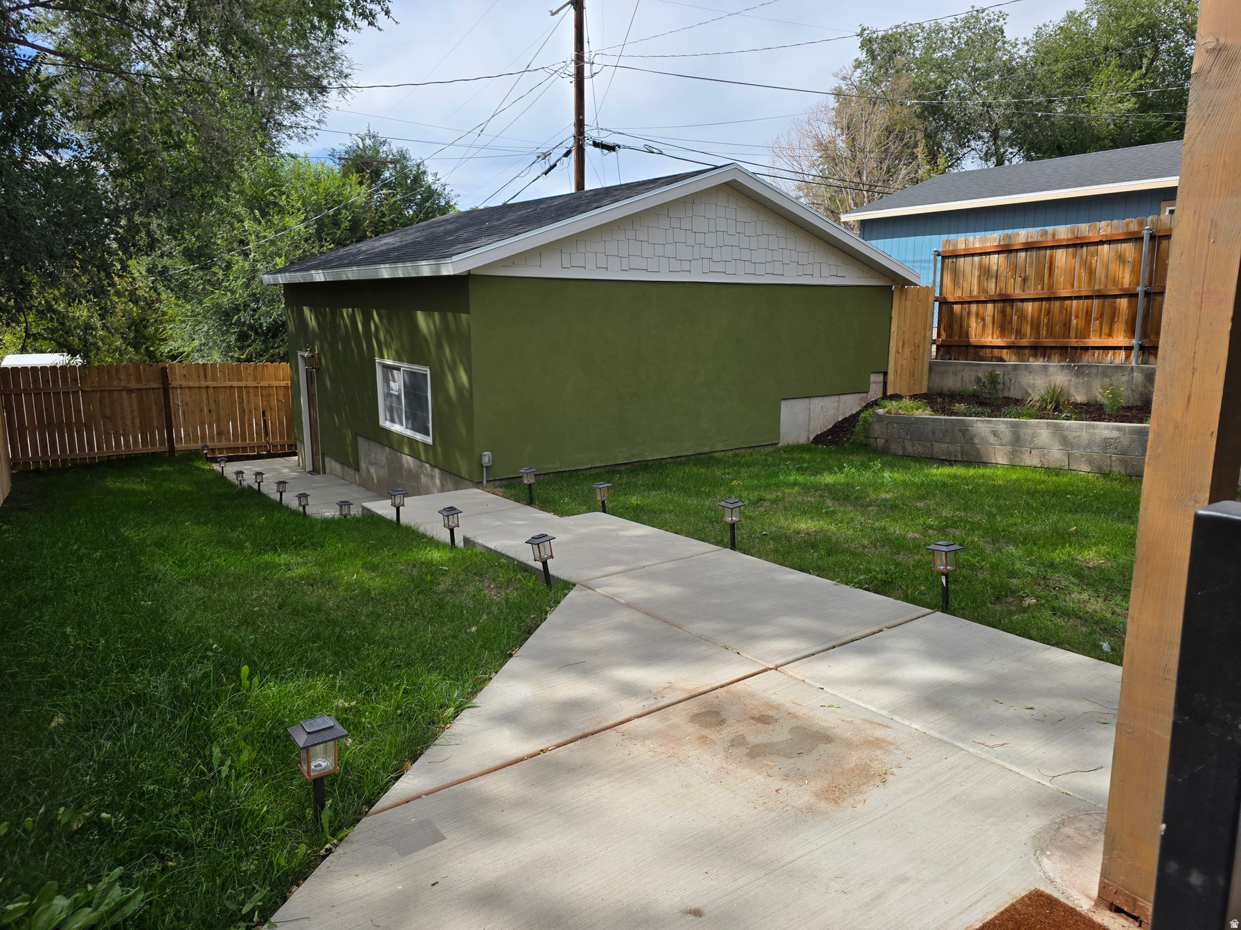 main property photo 39