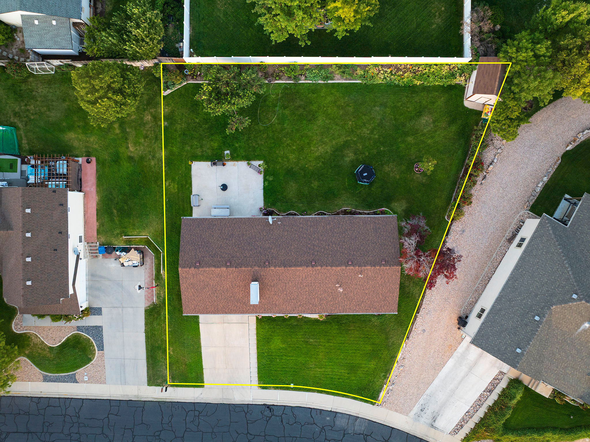 main property photo 41