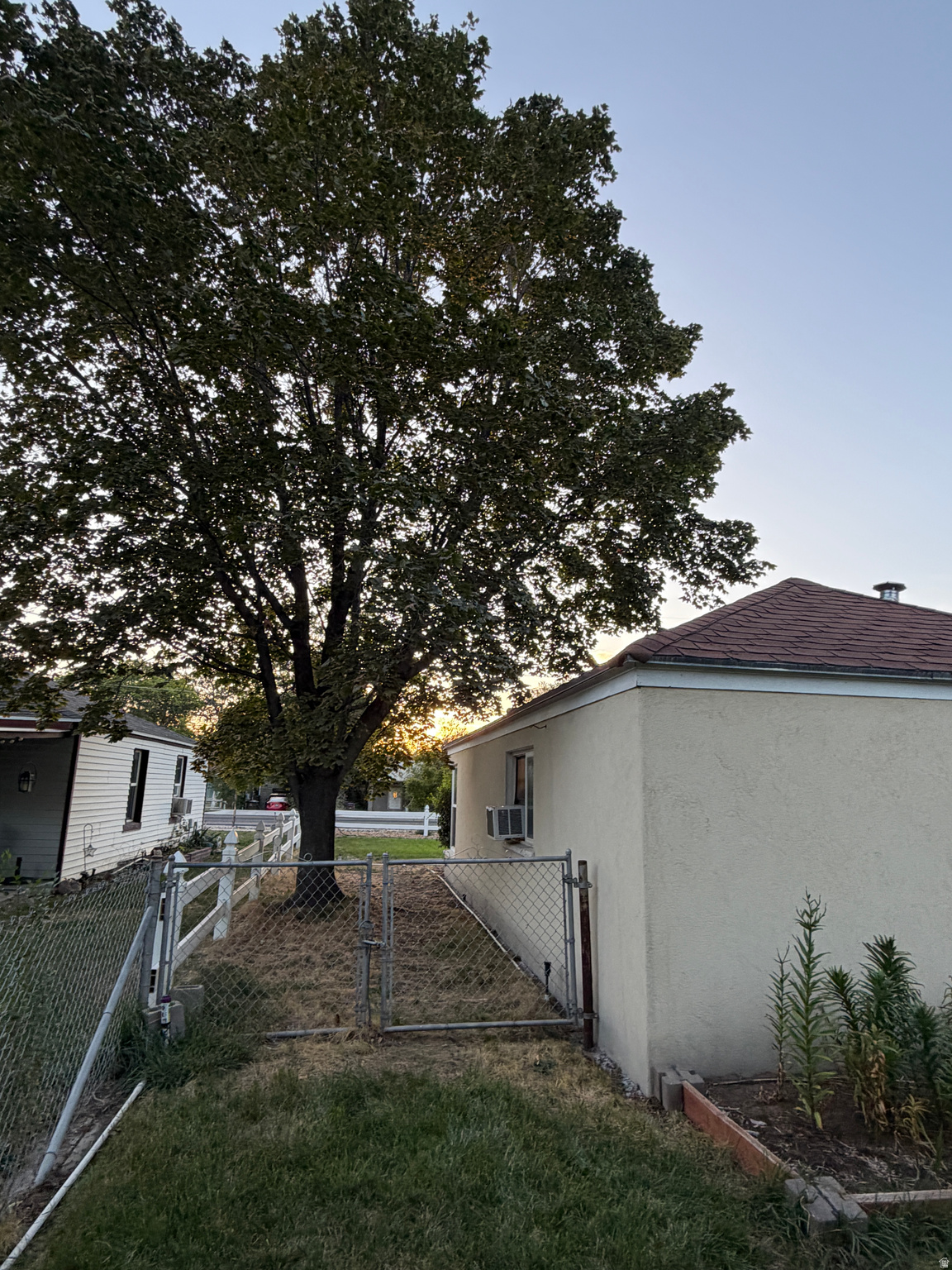 main property photo 48