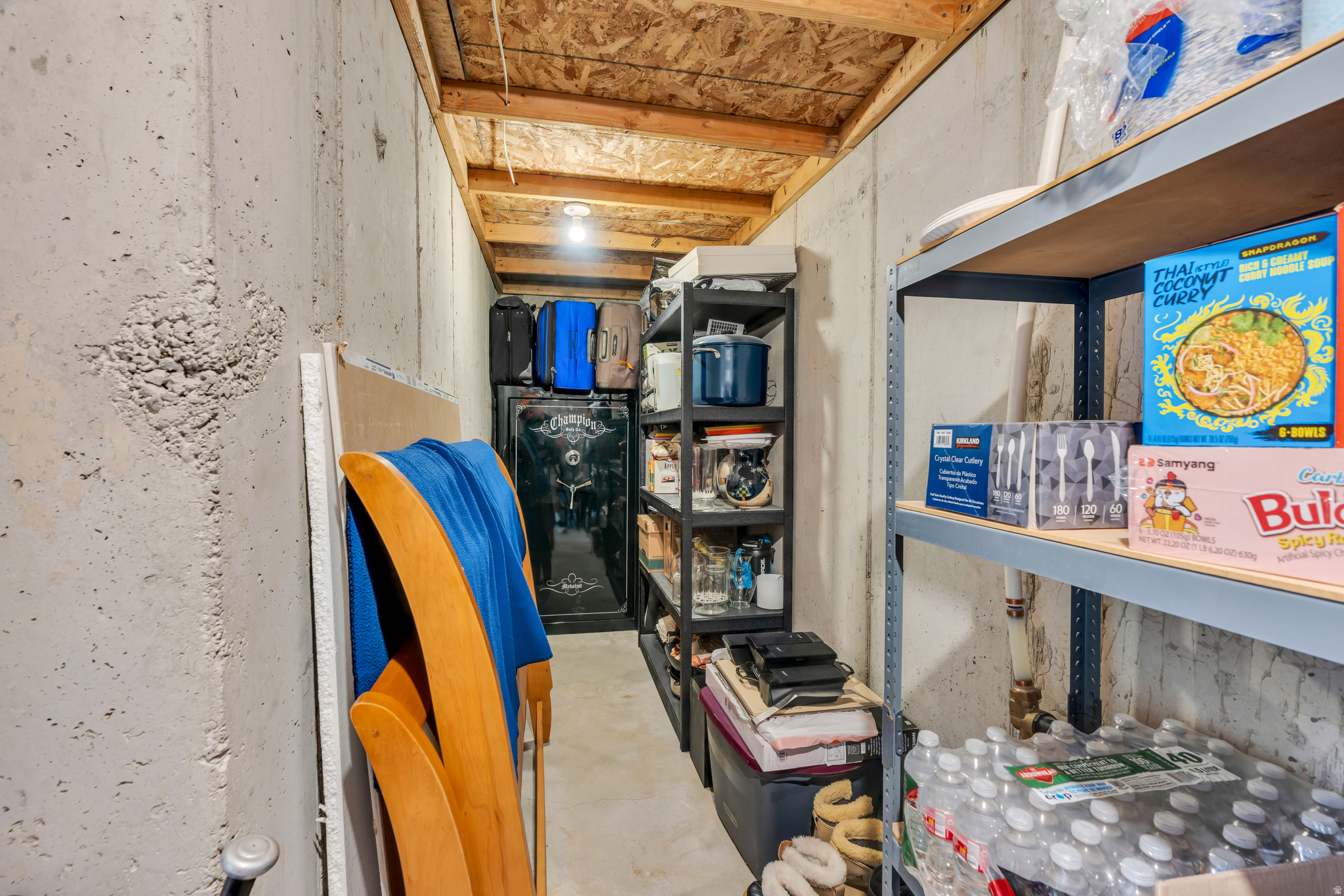 main property photo 25