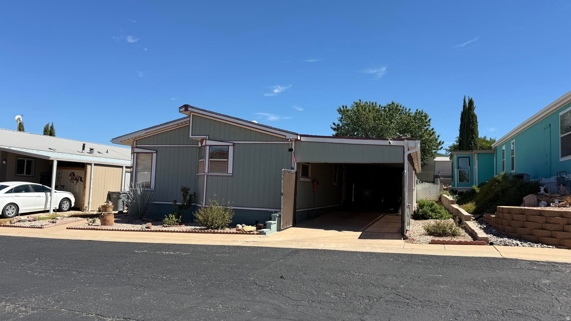 main property photo 0