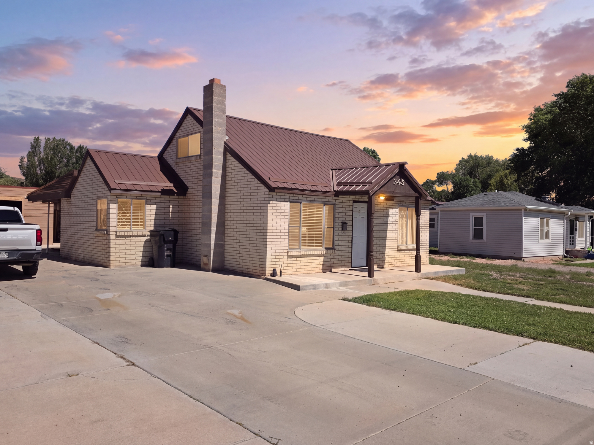main property photo 5
