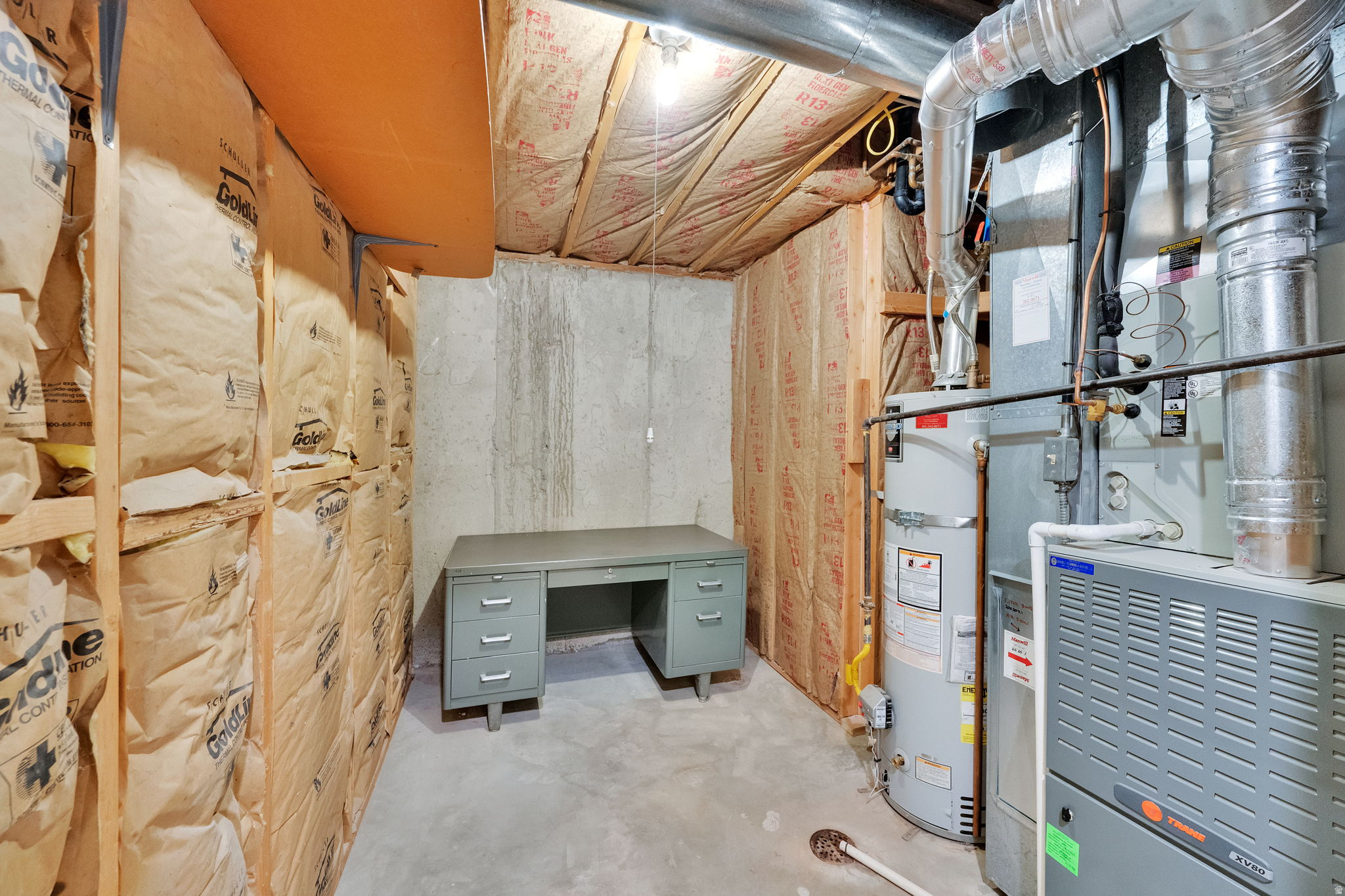 main property photo 34