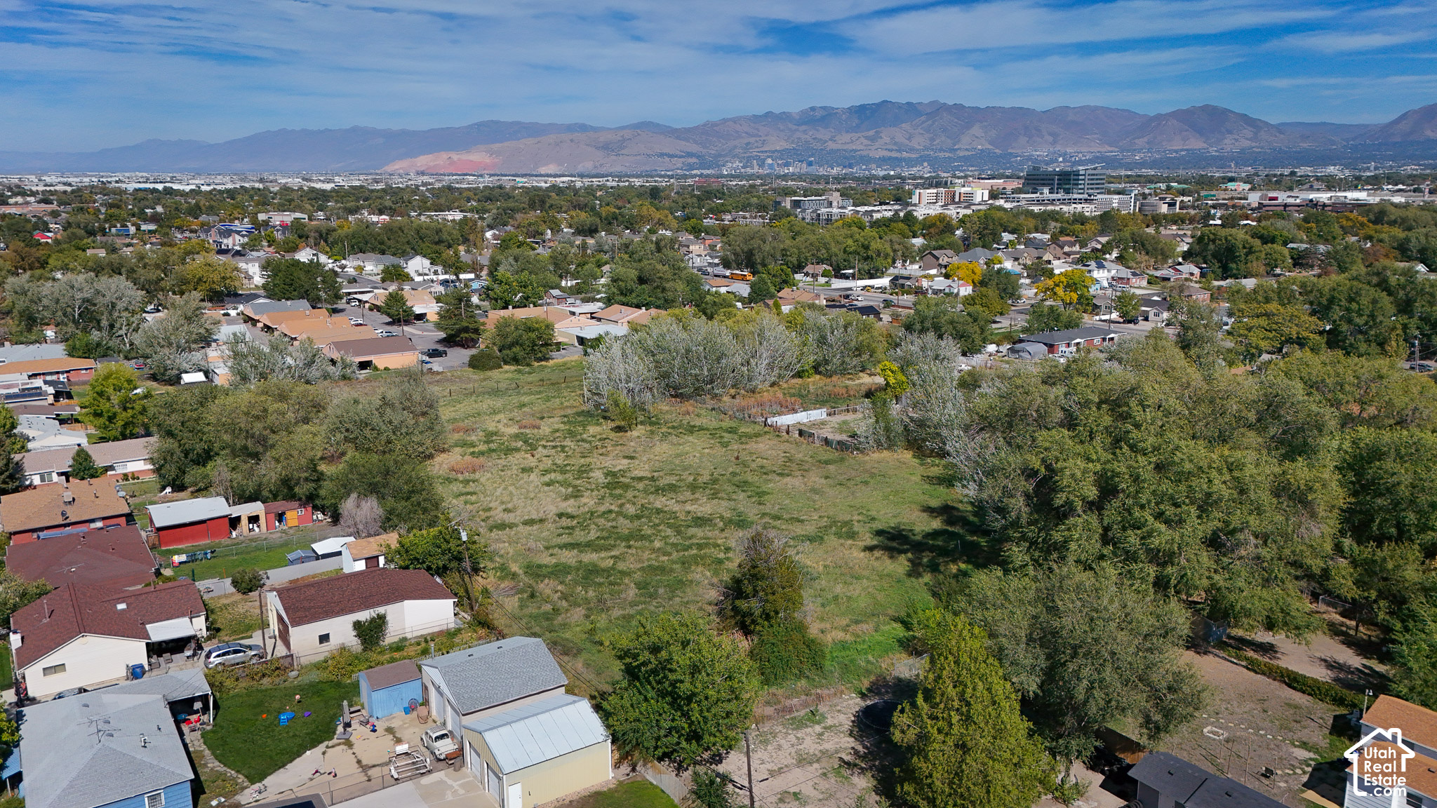 main property photo 13