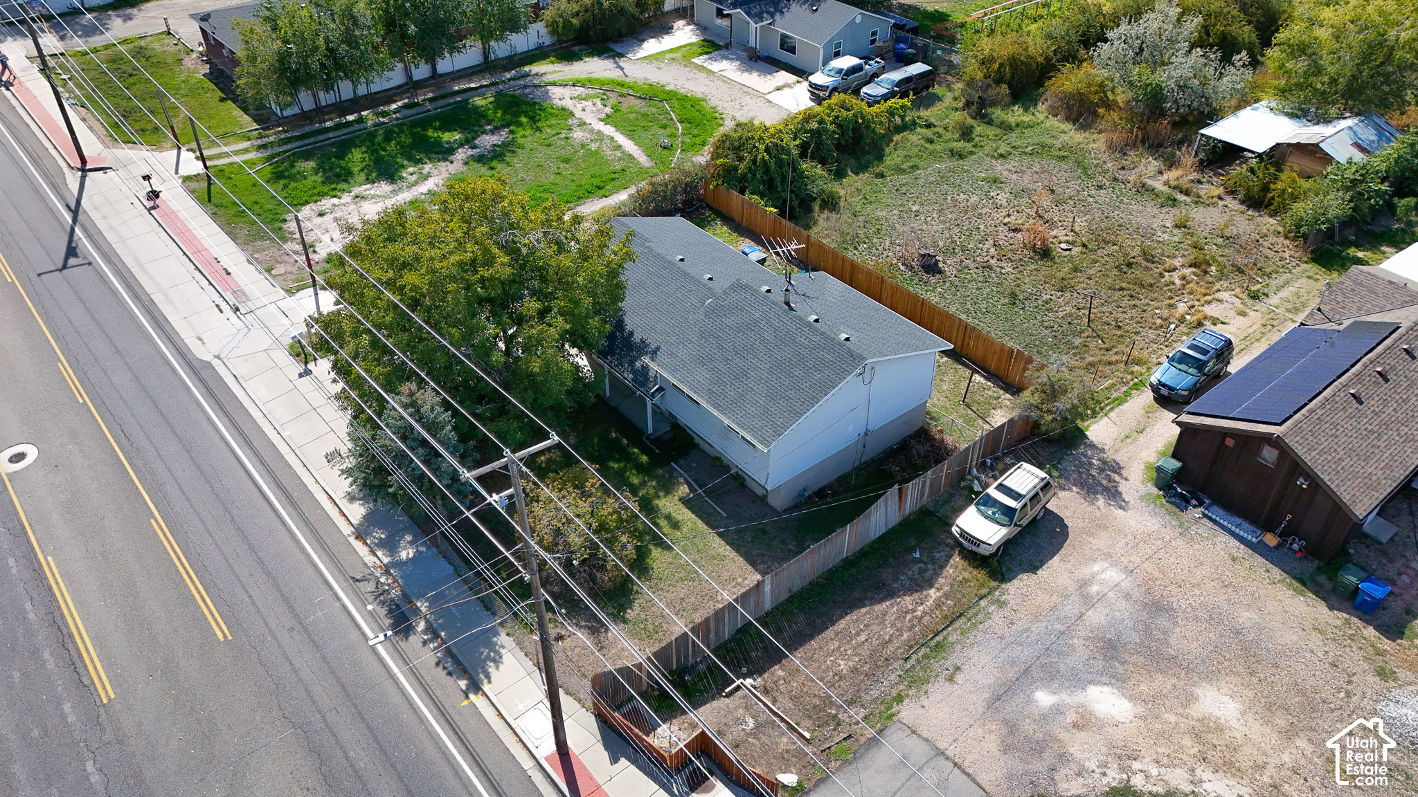 main property photo 17