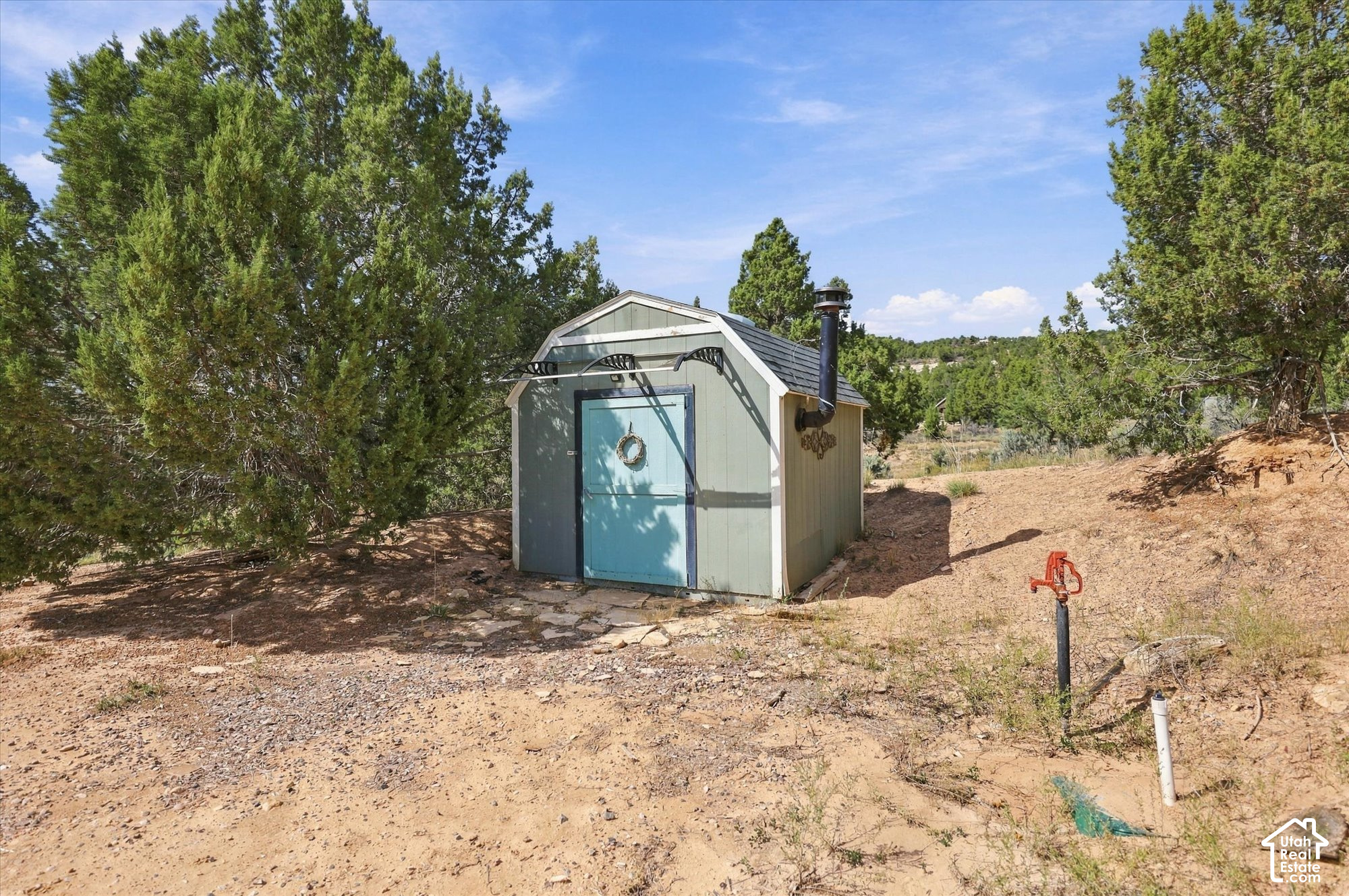 main property photo 31