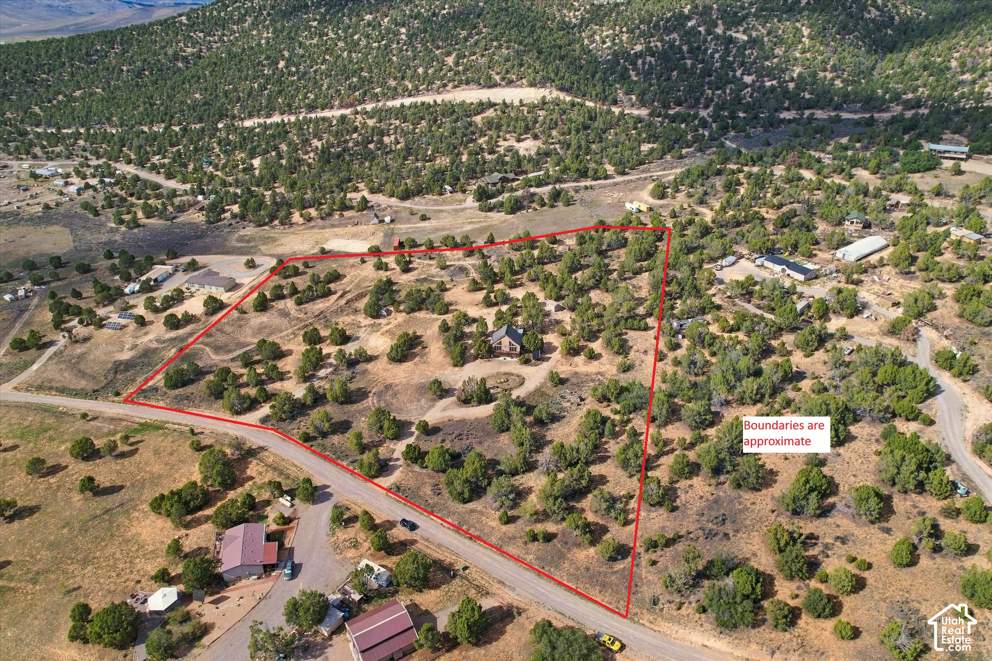 main property photo 41