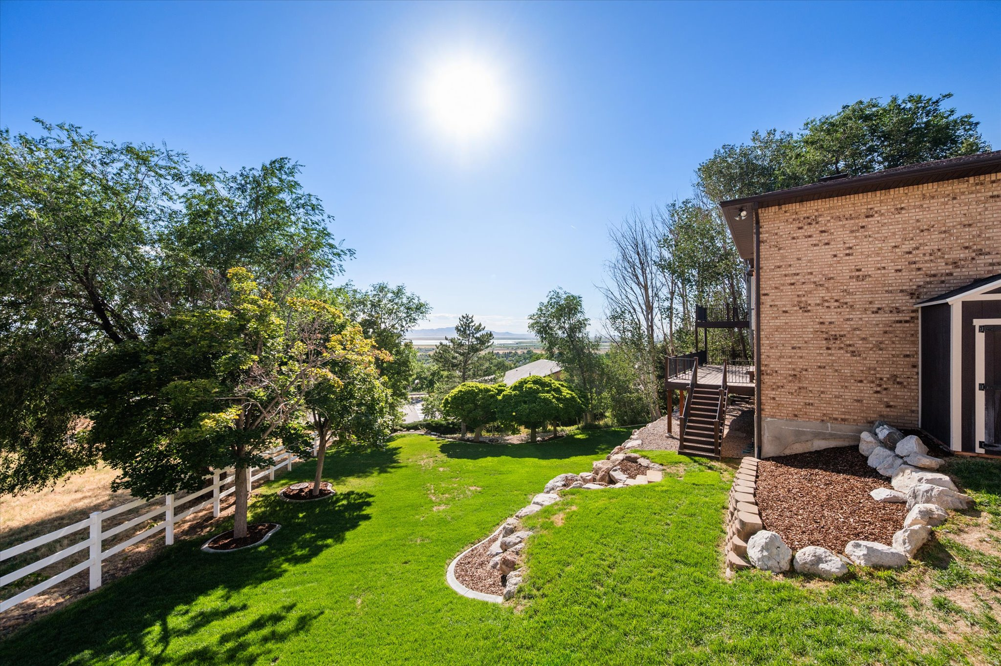 main property photo 74