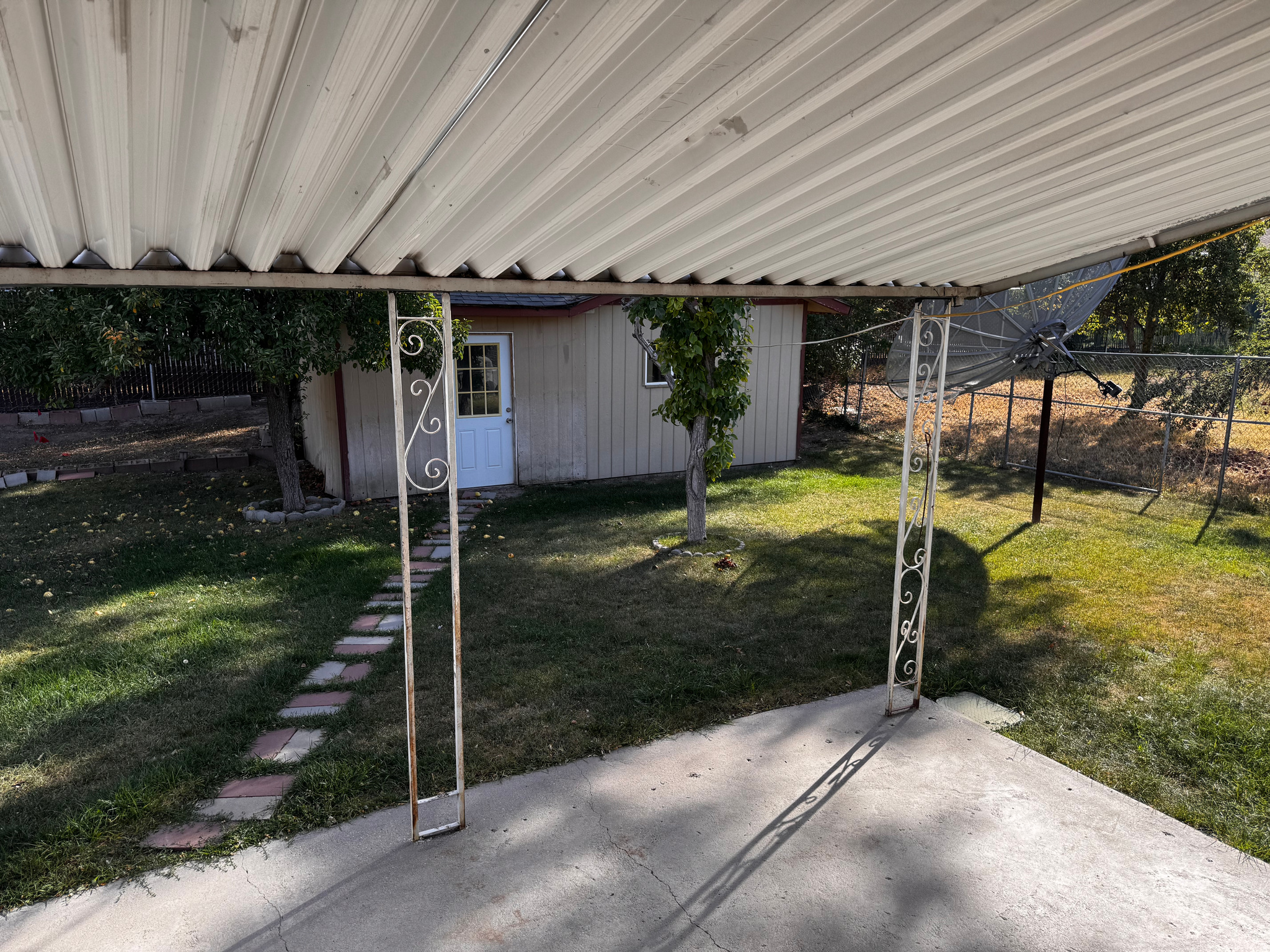 main property photo 13