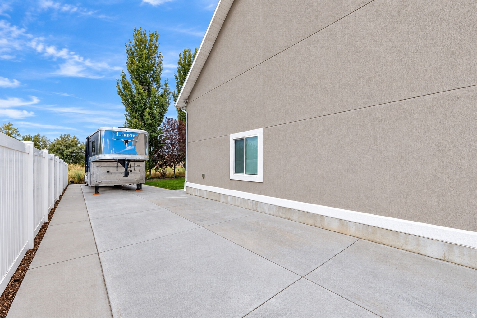 main property photo 58