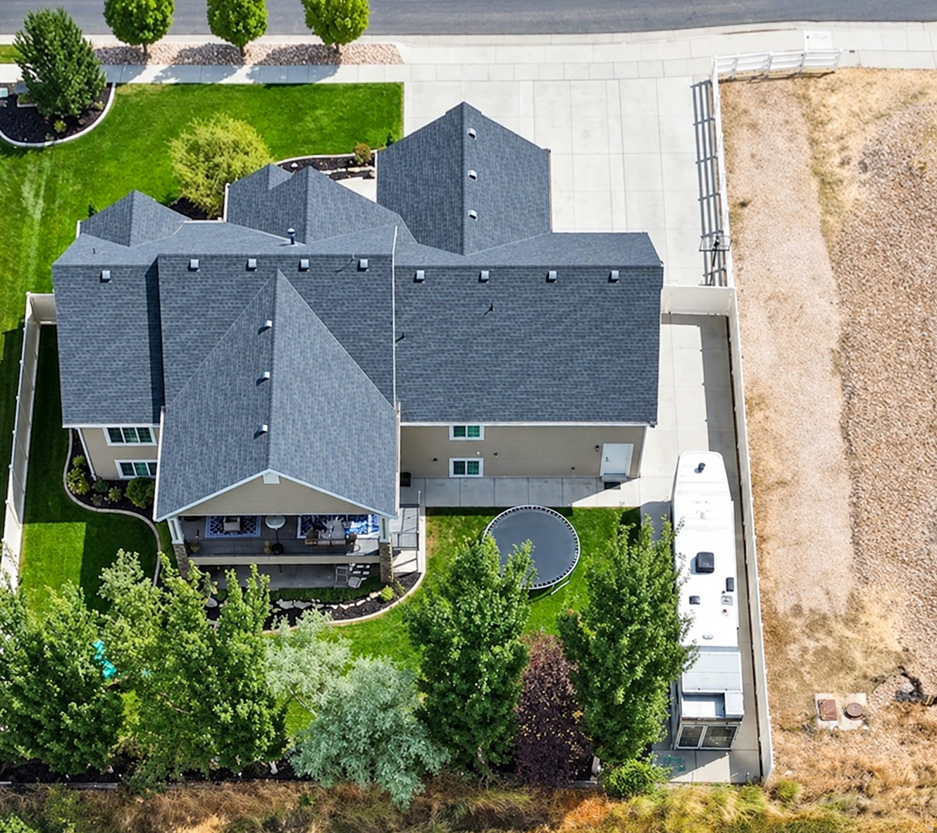 main property photo 69