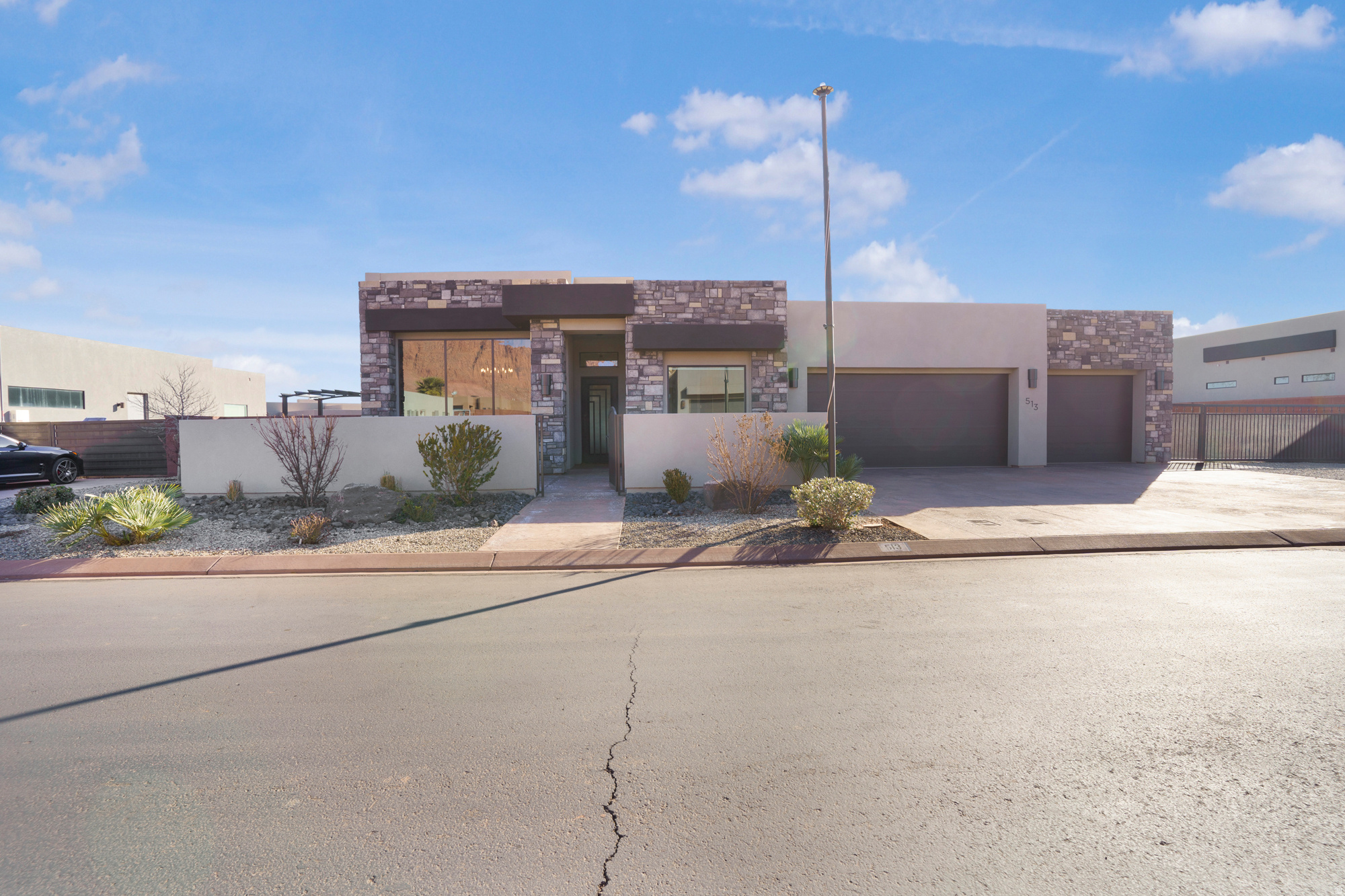 main property photo 19