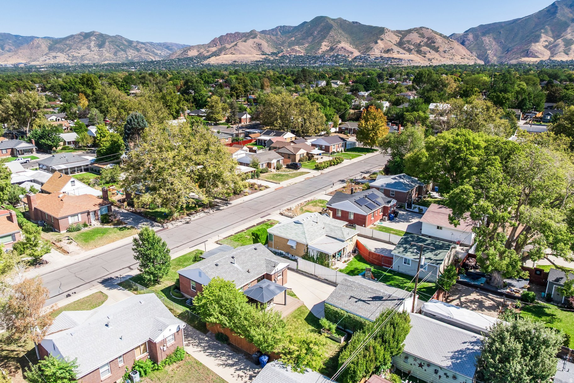 main property photo 36