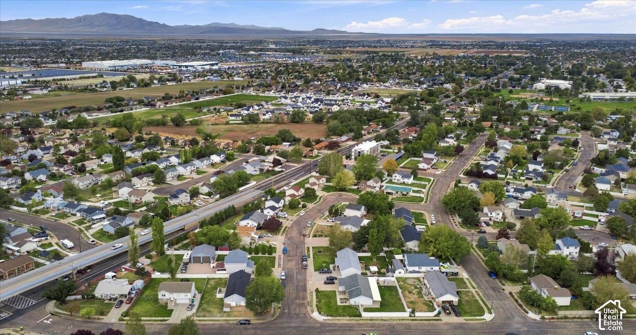 main property photo 43