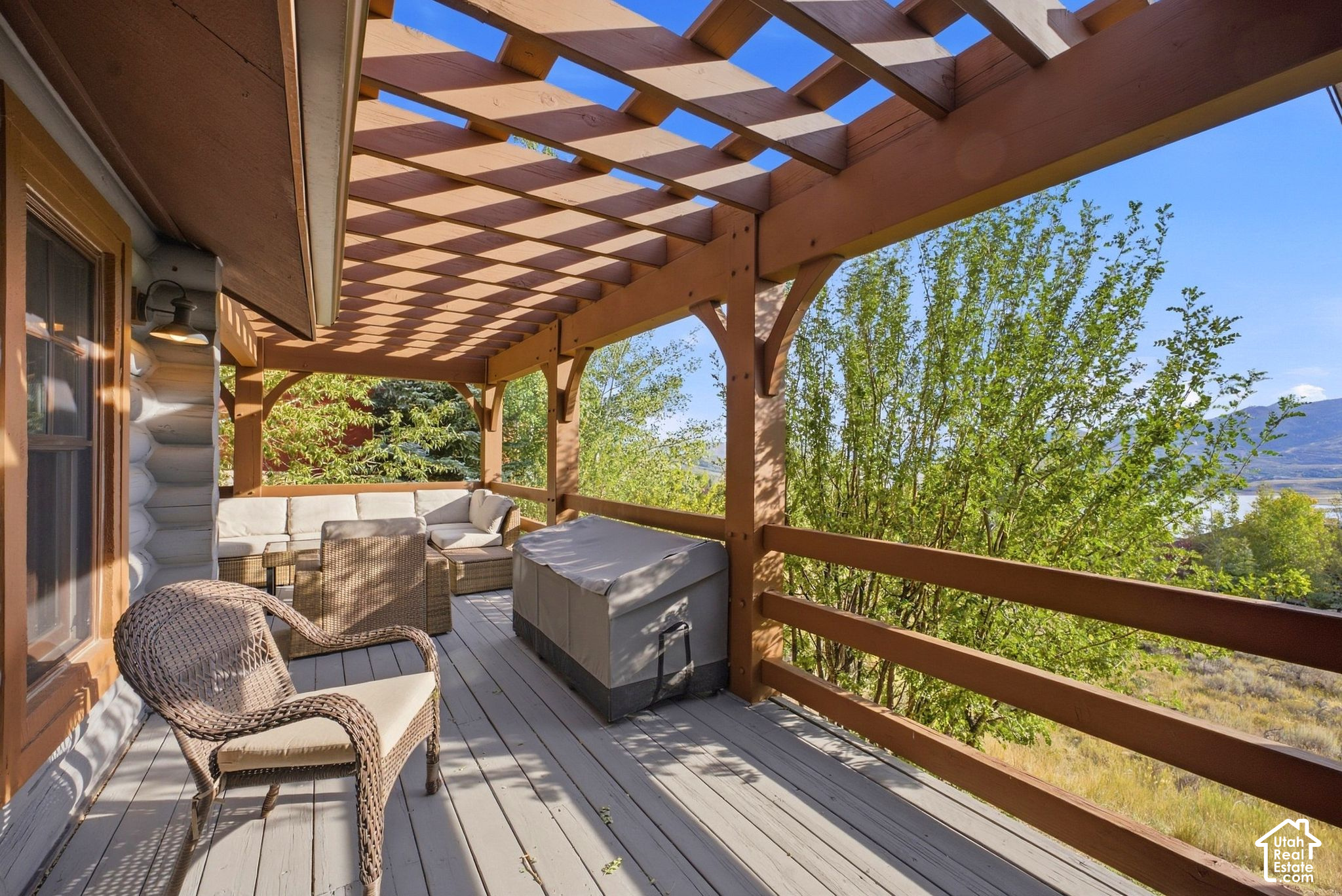 main property photo 18