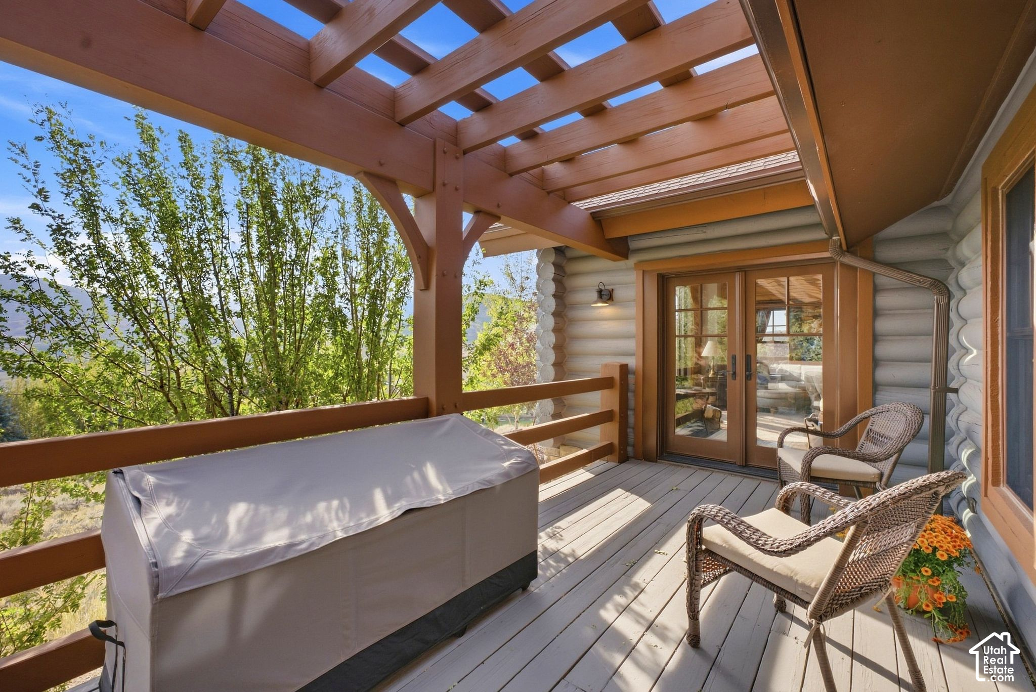 main property photo 19