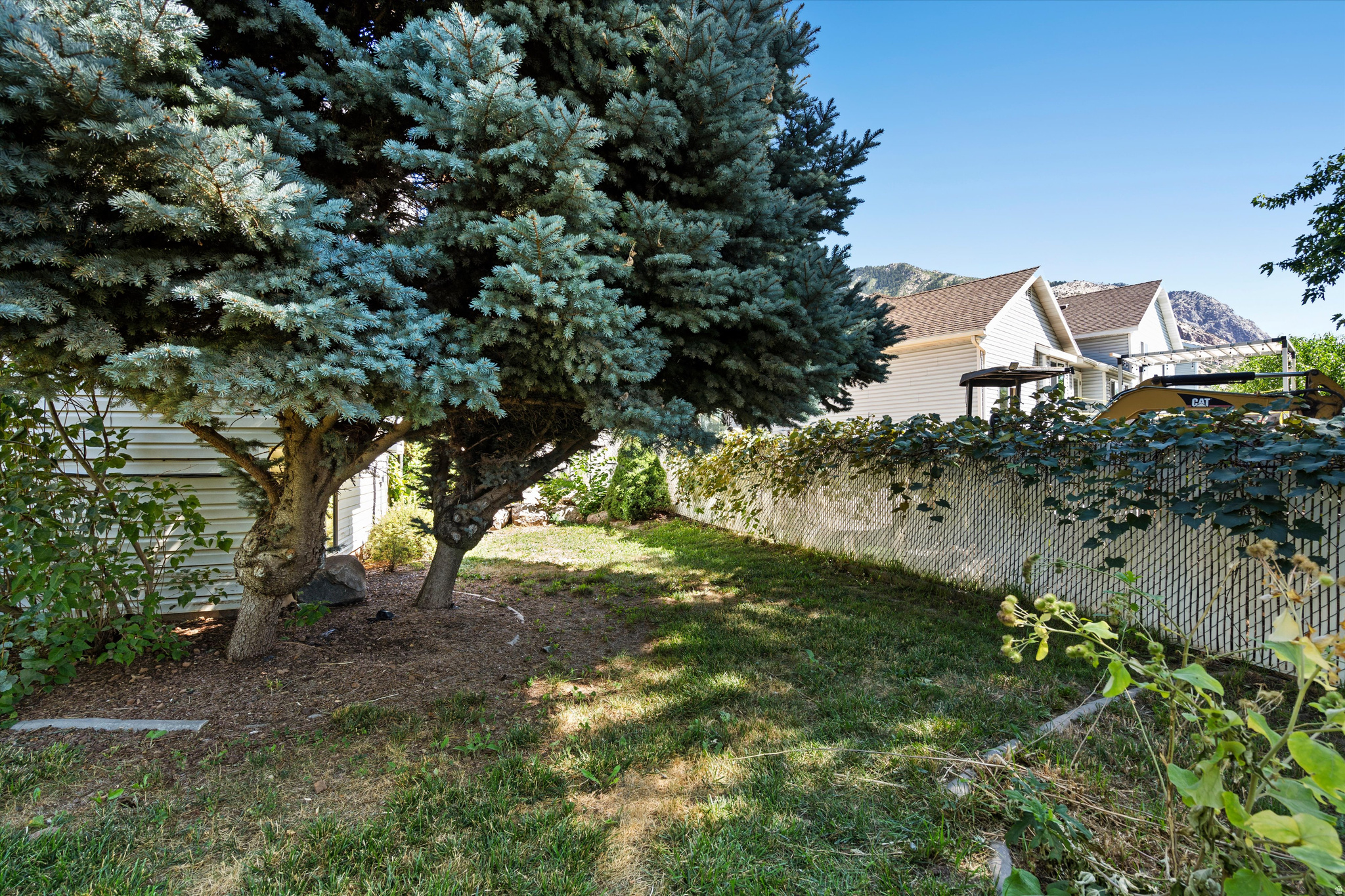 main property photo 57
