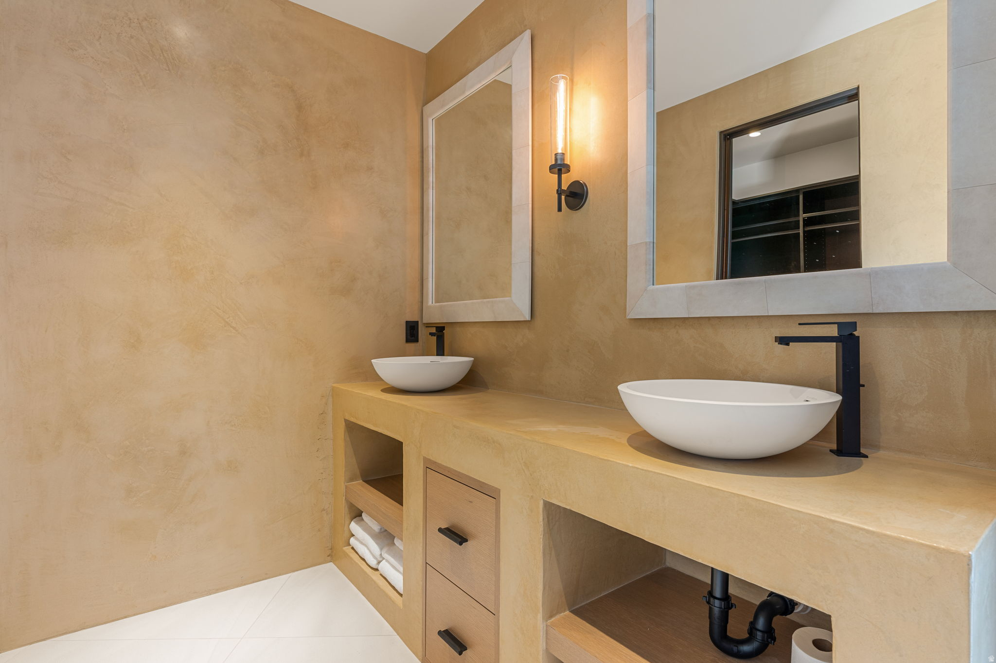main property photo 56