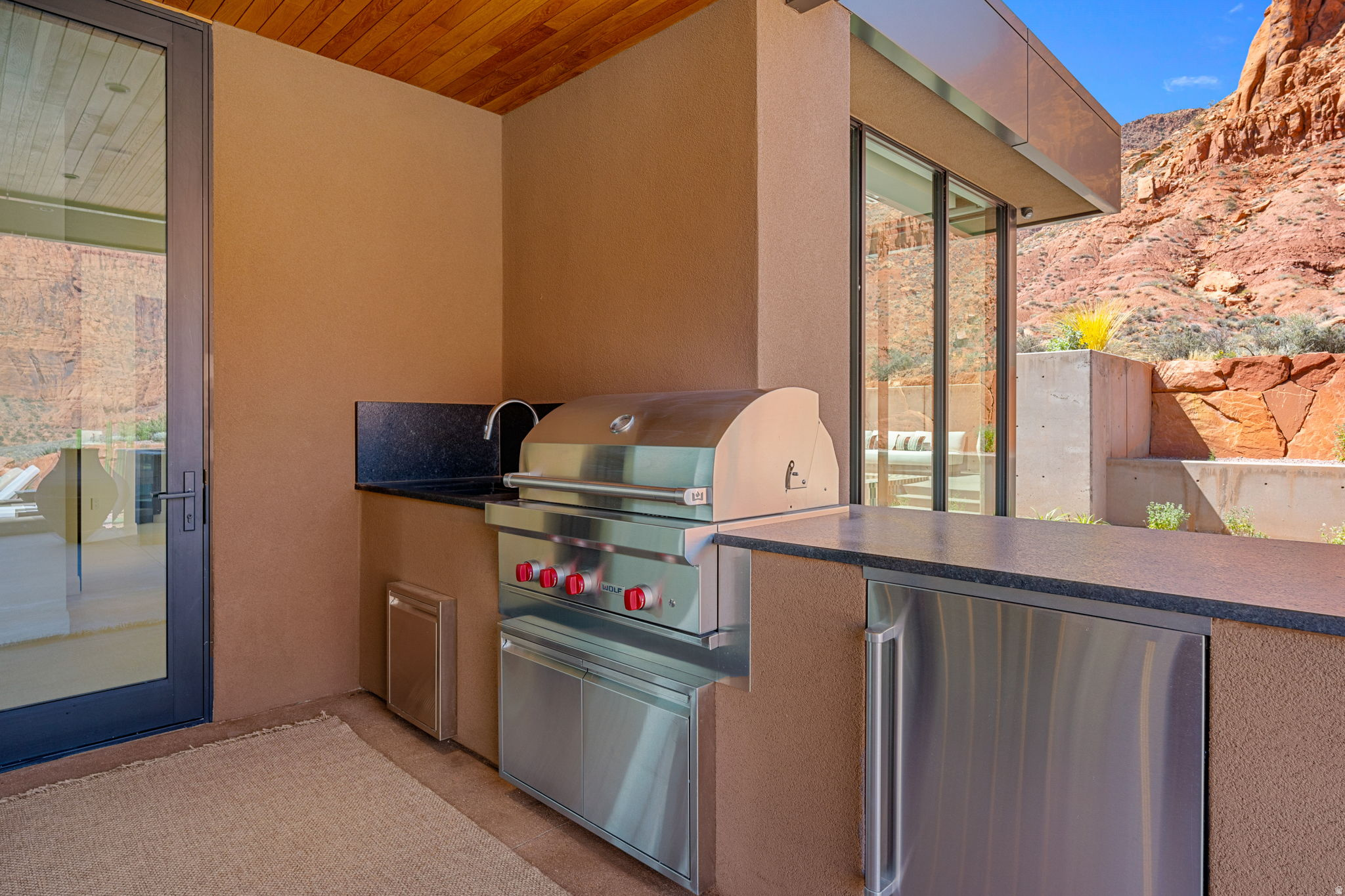 main property photo 67