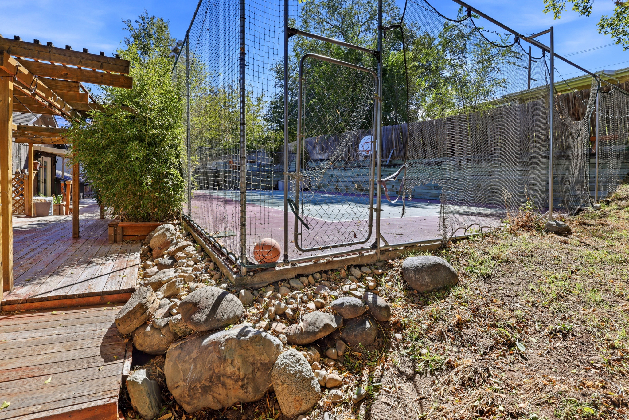 main property photo 33