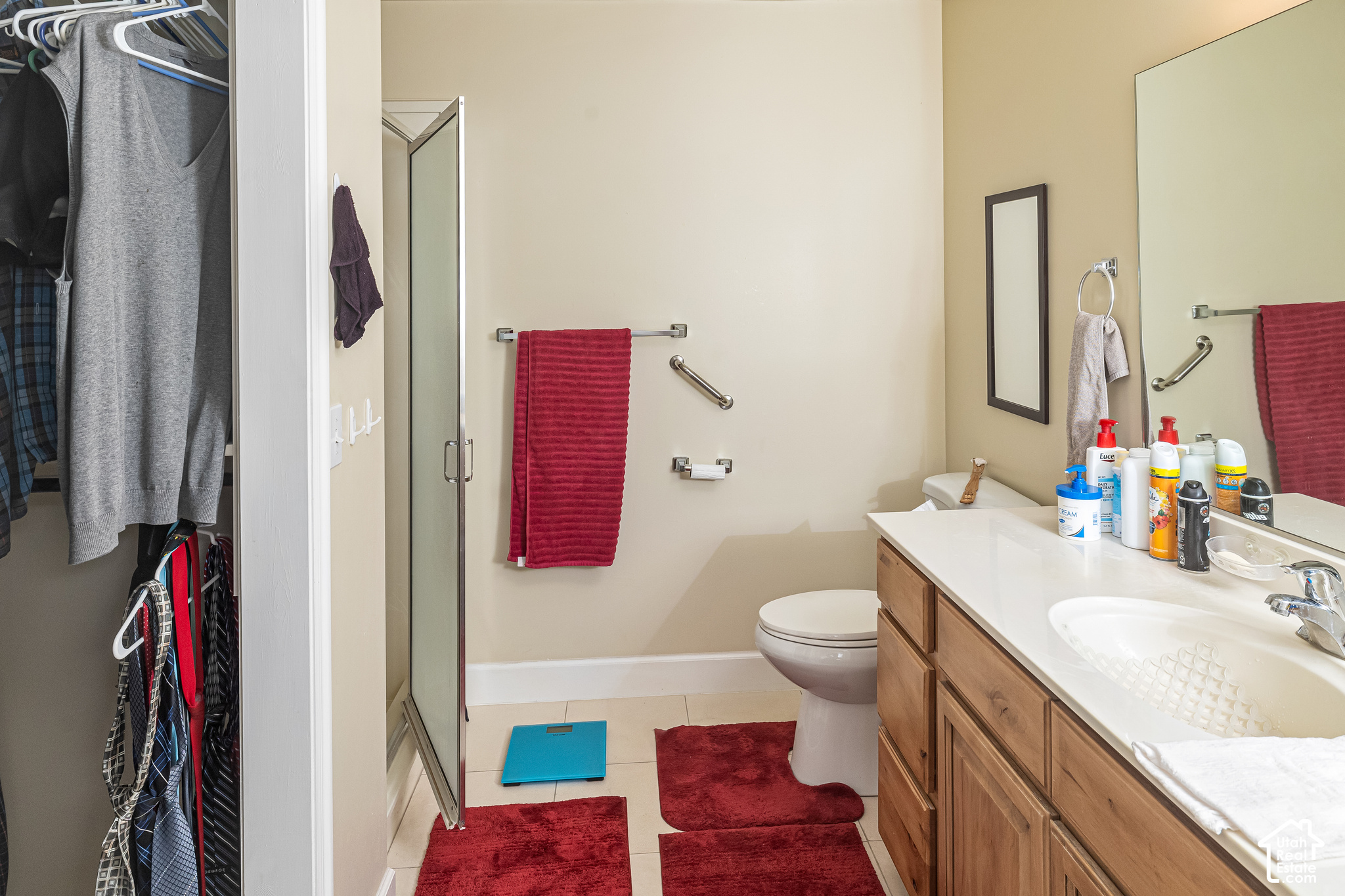 main property photo 17