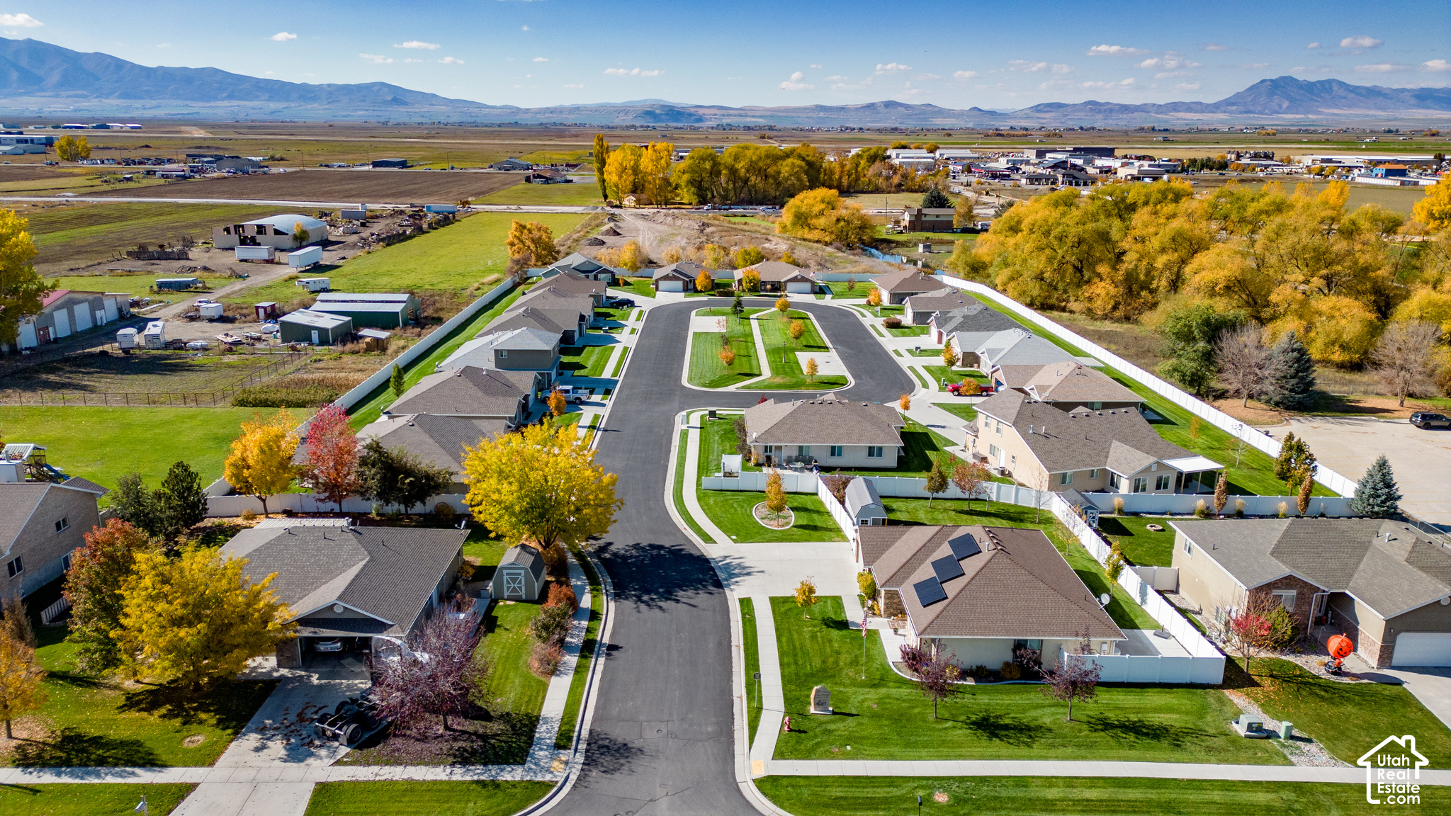 main property photo 39
