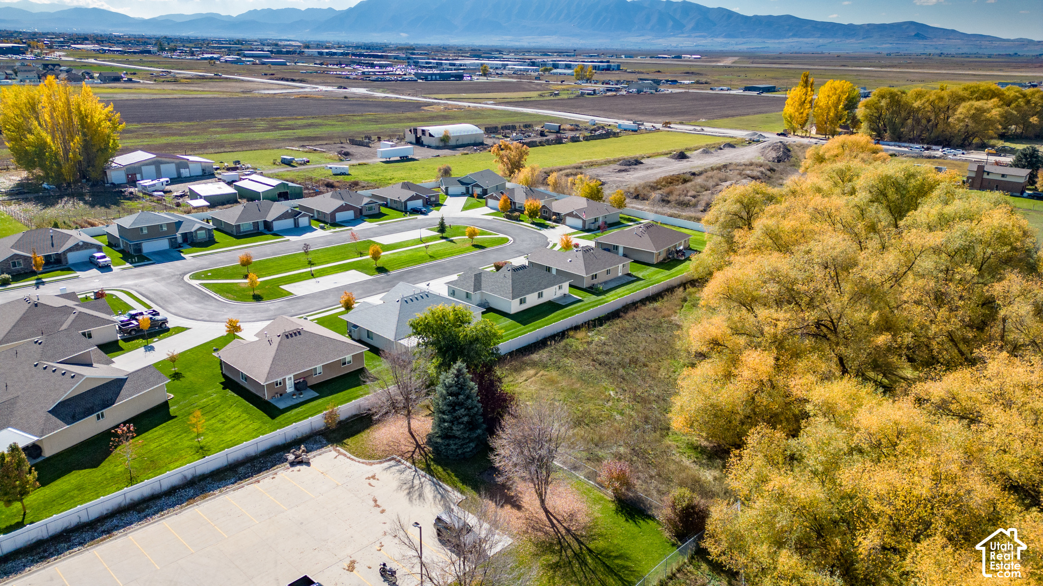 main property photo 43