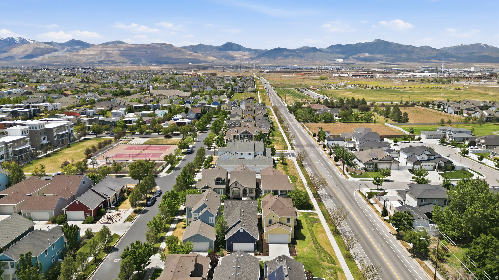 main property photo 33