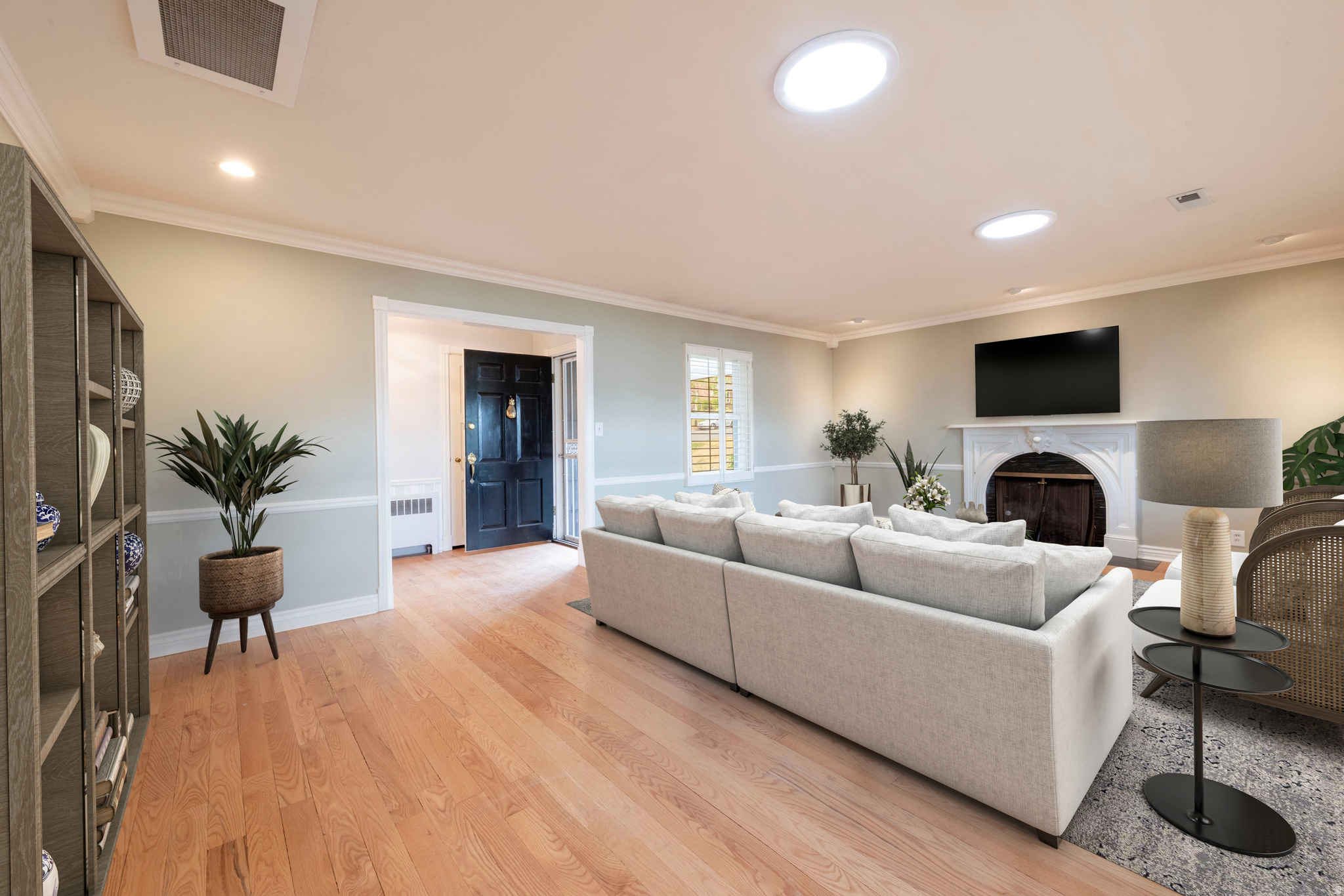 main property photo 7