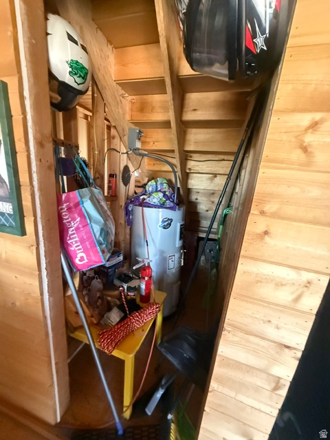 main property photo 30