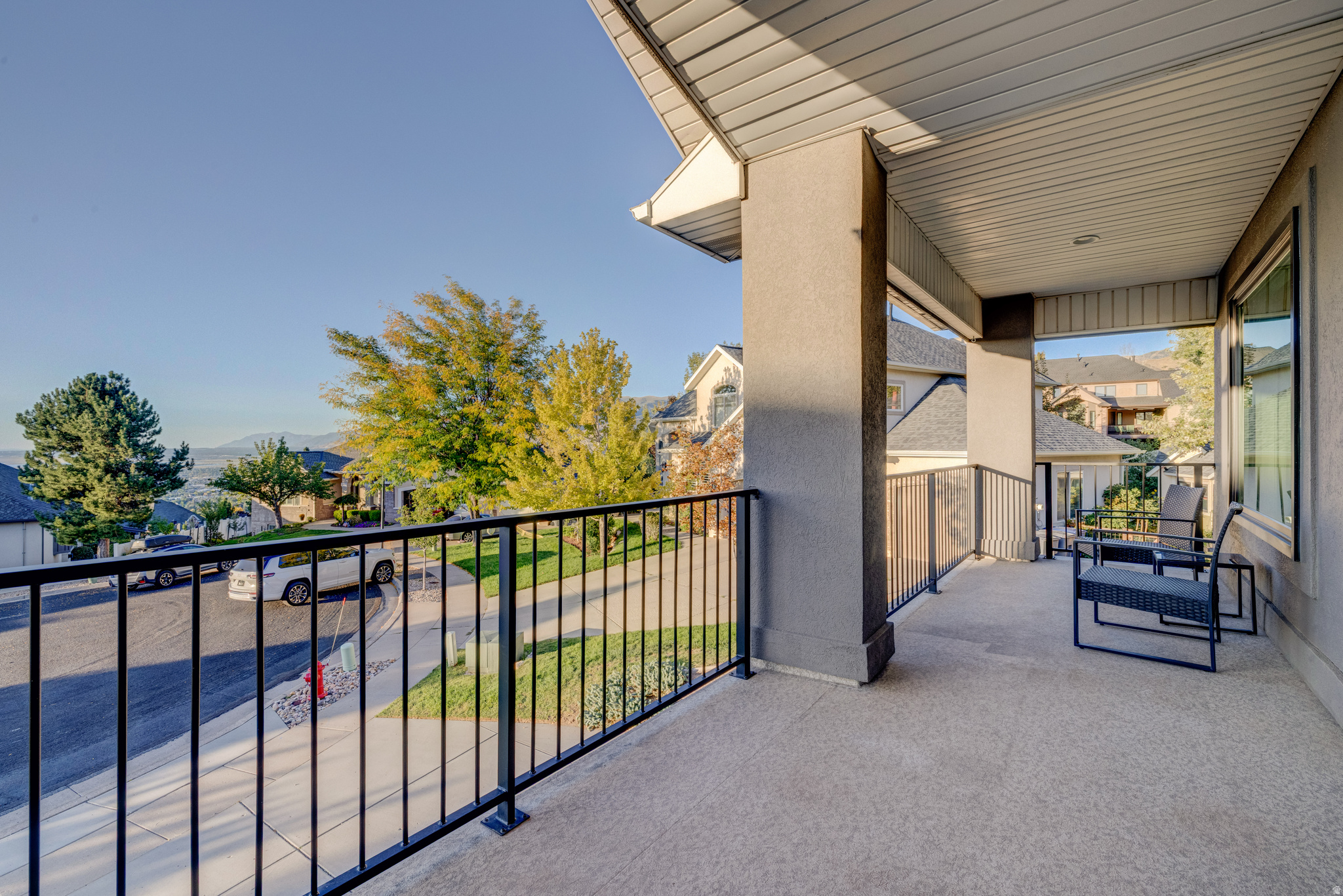 main property photo 17