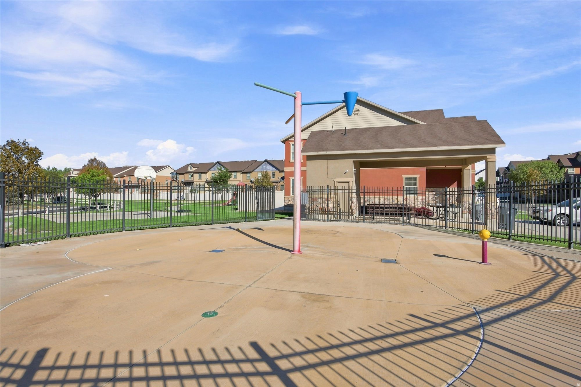 main property photo 19
