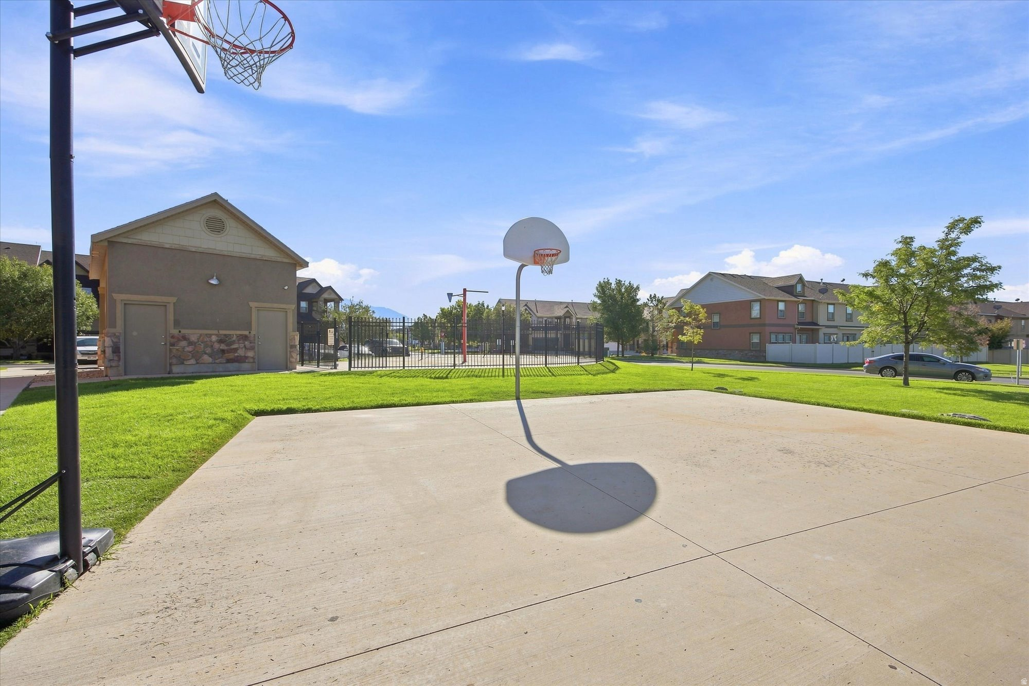 main property photo 20