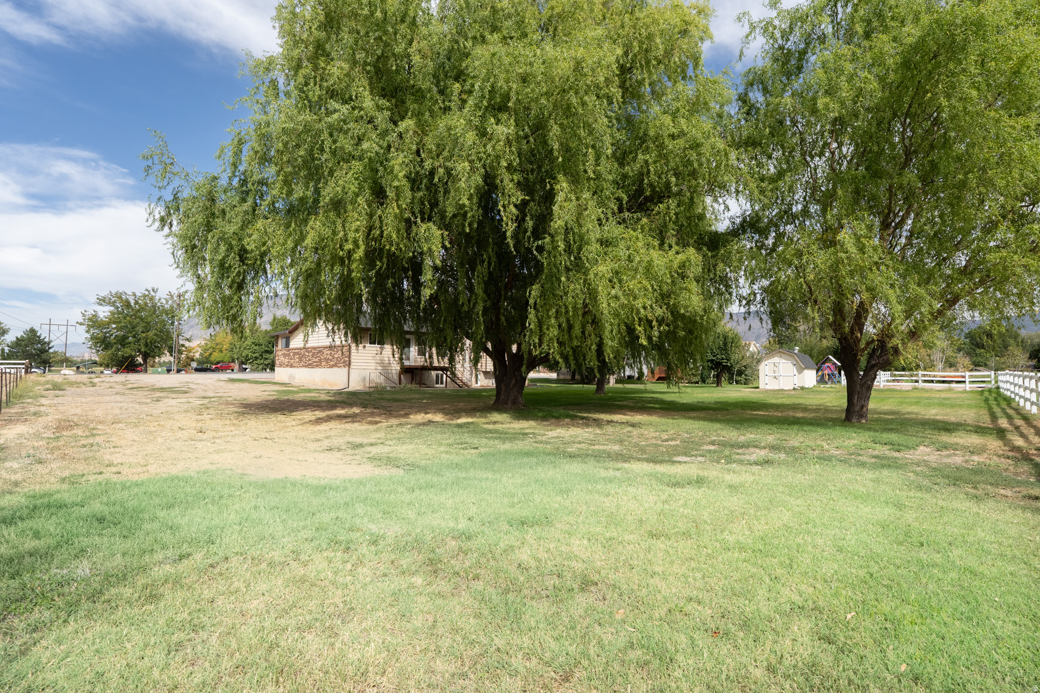 main property photo 36