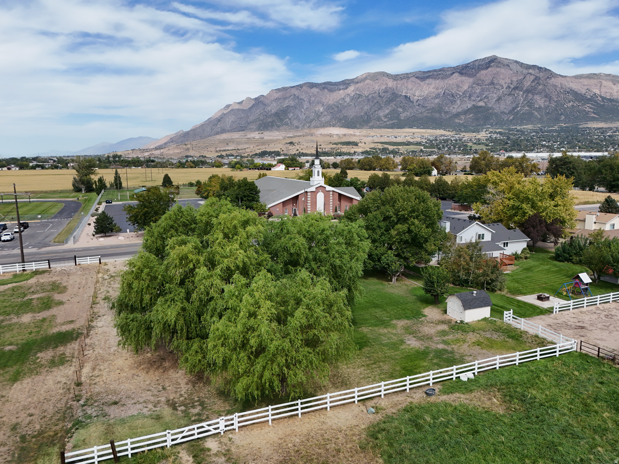 main property photo 45